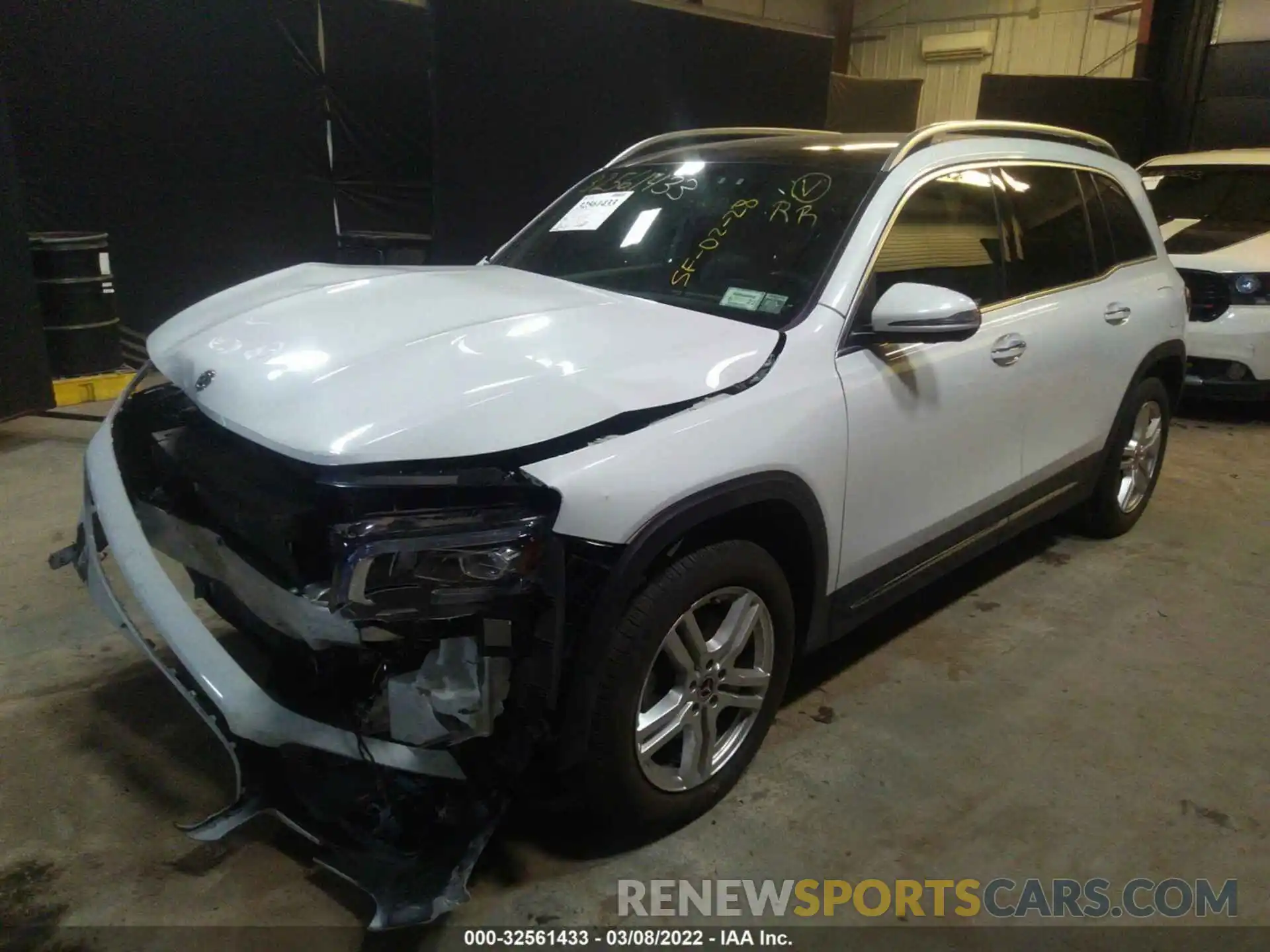 2 Photograph of a damaged car W1N4M4HB8LW024107 MERCEDES-BENZ GLB 2020