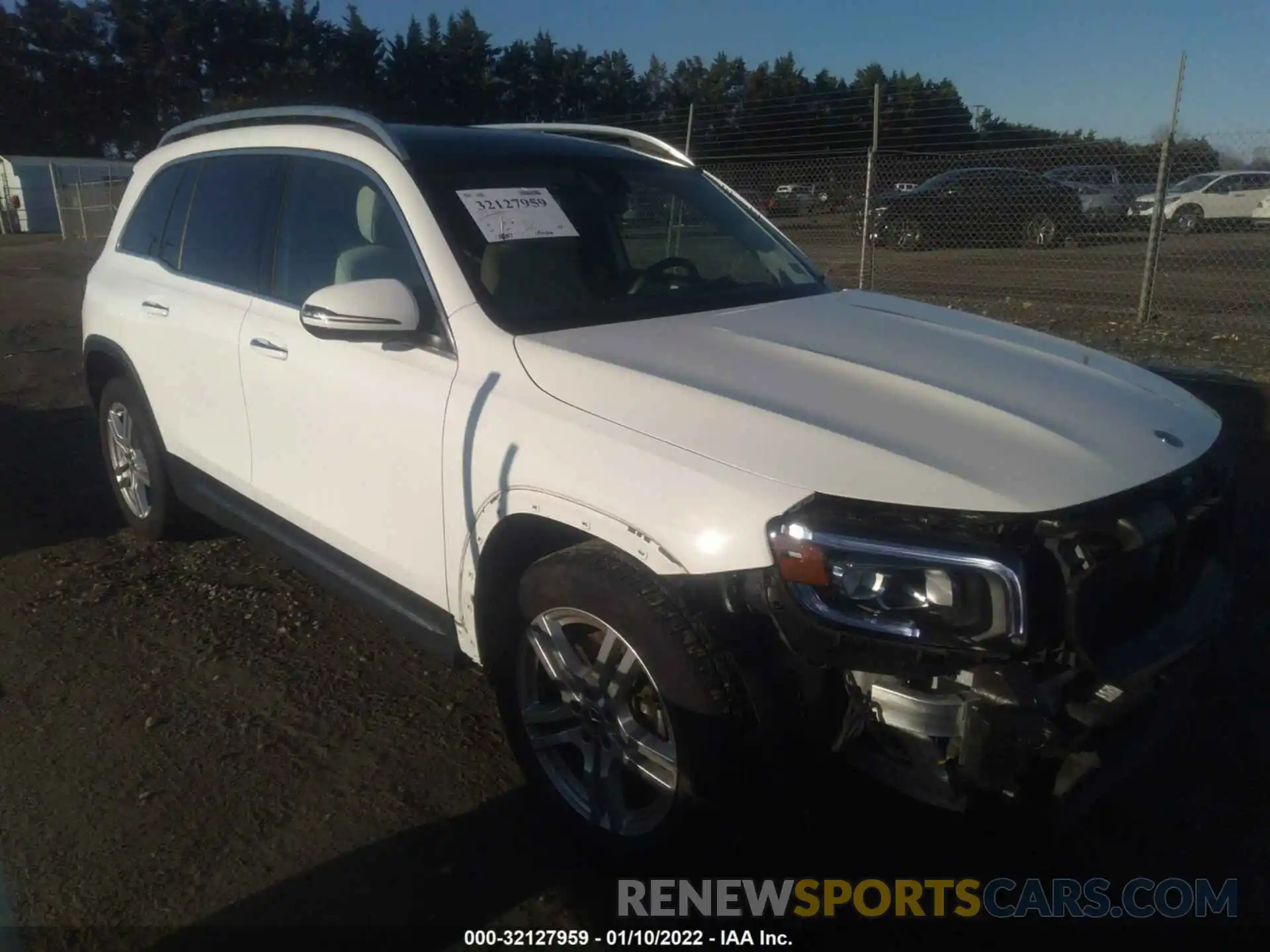 1 Photograph of a damaged car W1N4M4HB8LW044714 MERCEDES-BENZ GLB 2020