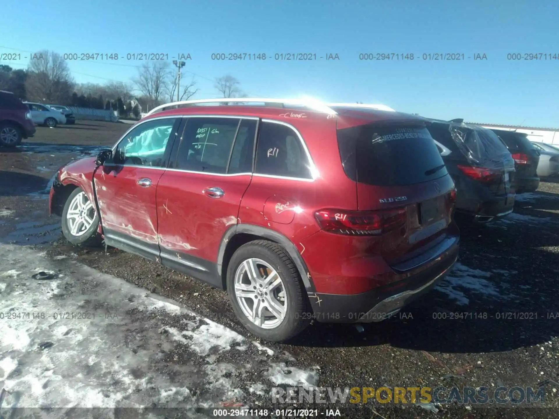 3 Photograph of a damaged car W1N4M4HB9LW035892 MERCEDES-BENZ GLB 2020