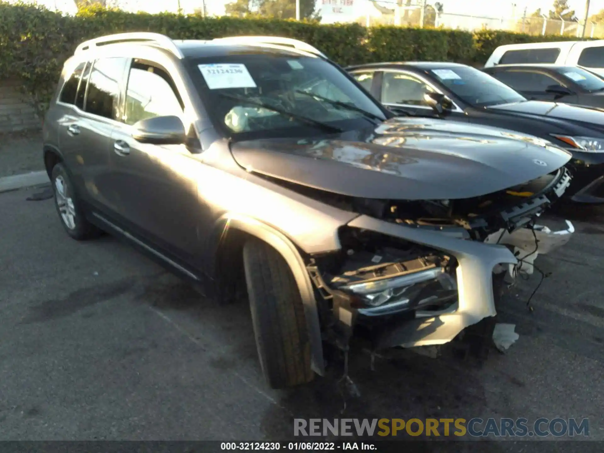 1 Photograph of a damaged car WDC4M4GB8LW009075 MERCEDES-BENZ GLB 2020