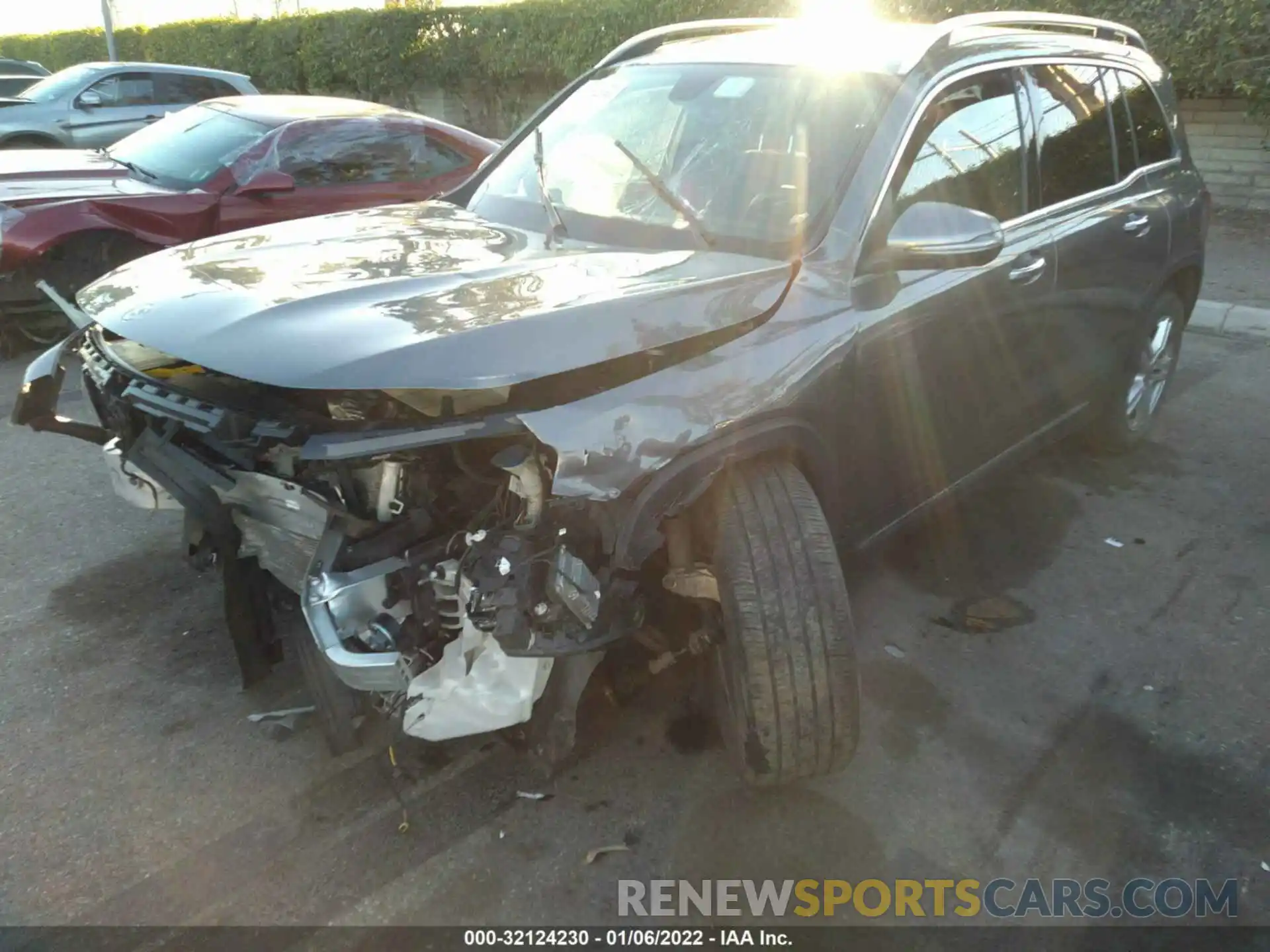 2 Photograph of a damaged car WDC4M4GB8LW009075 MERCEDES-BENZ GLB 2020