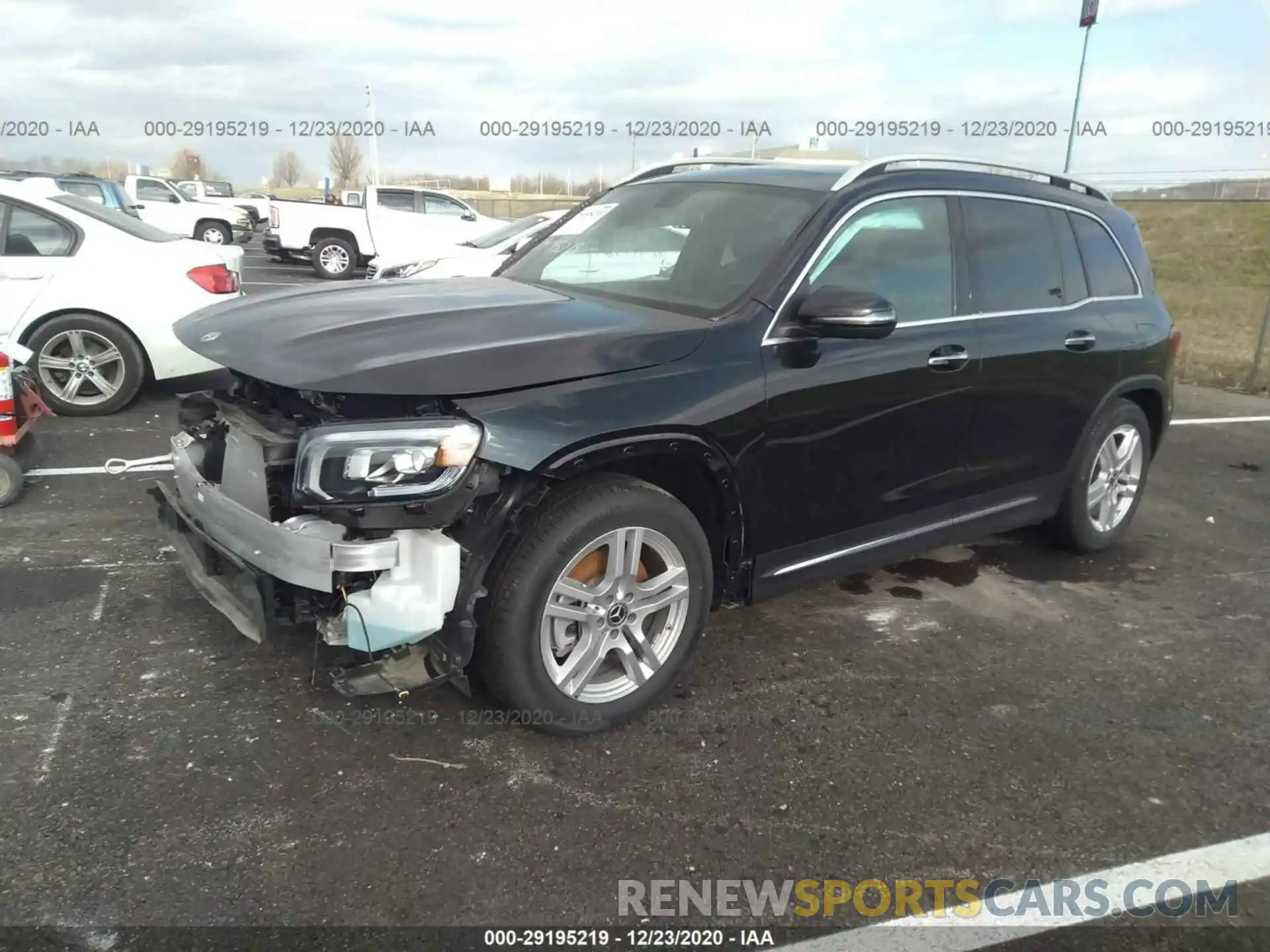 2 Photograph of a damaged car WDC4M4HB0LW005701 MERCEDES-BENZ GLB 2020