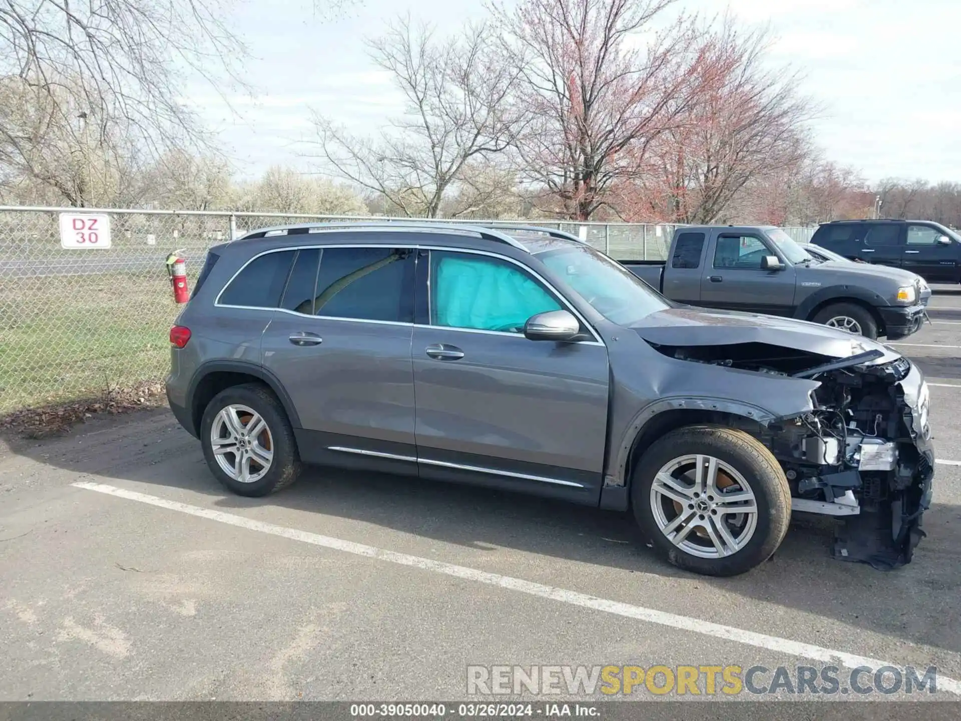 13 Photograph of a damaged car W1N4M4GB0MW125662 MERCEDES-BENZ GLB 2021