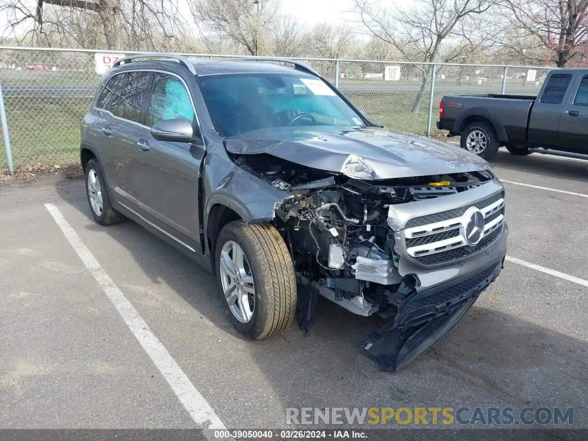 6 Photograph of a damaged car W1N4M4GB0MW125662 MERCEDES-BENZ GLB 2021