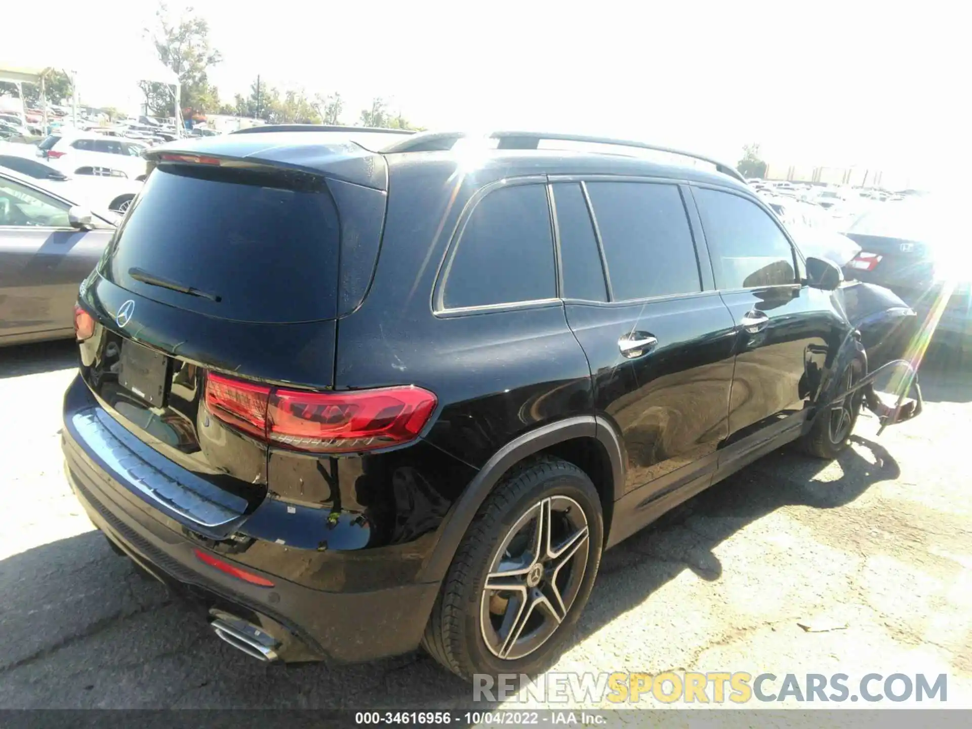 4 Photograph of a damaged car W1N4M4GB1MW104562 MERCEDES-BENZ GLB 2021