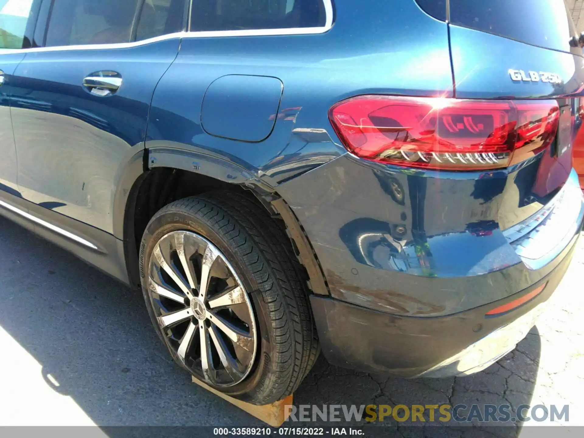 6 Photograph of a damaged car W1N4M4GB2MW090316 MERCEDES-BENZ GLB 2021