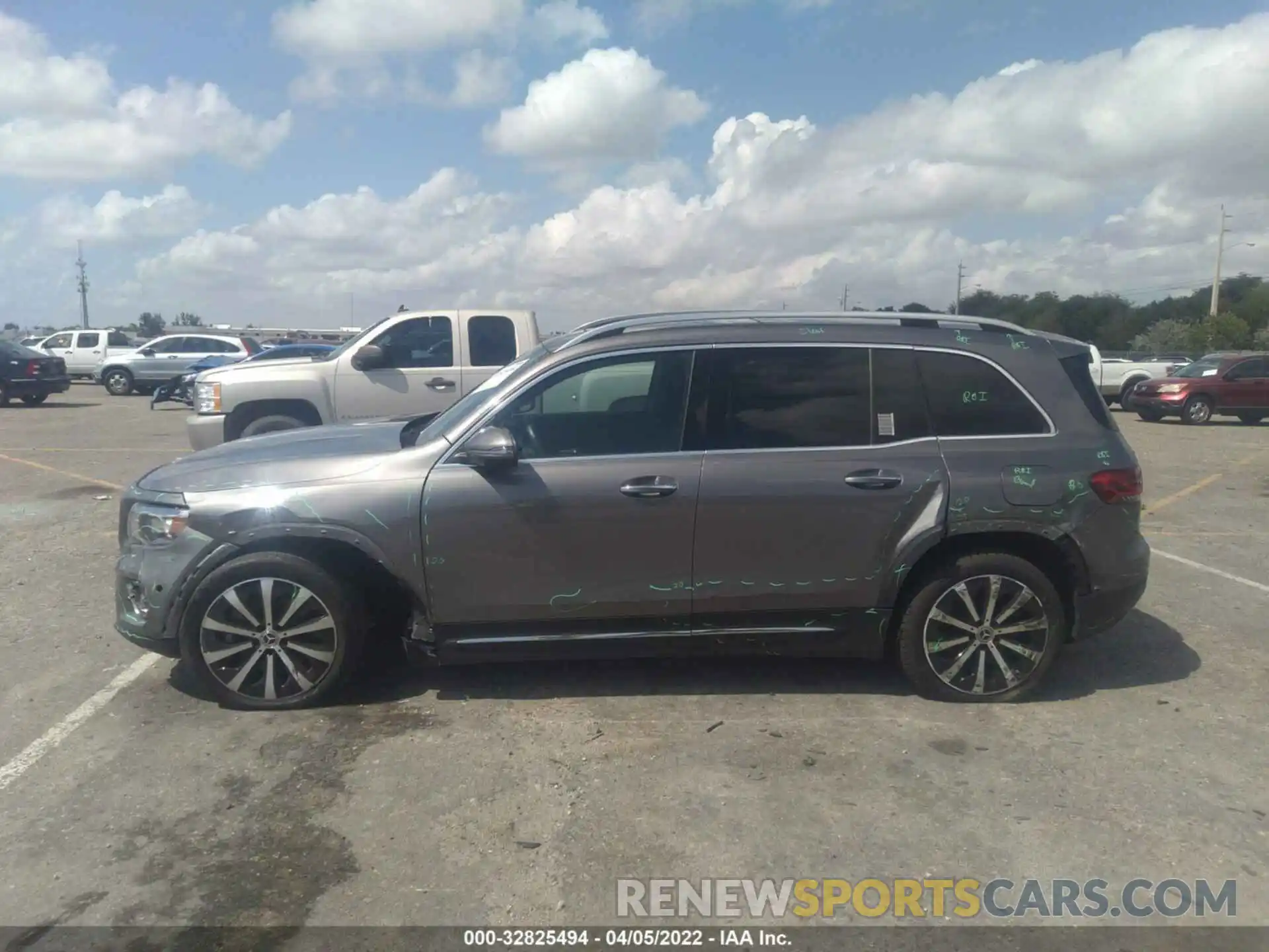 6 Photograph of a damaged car W1N4M4GB2MW098822 MERCEDES-BENZ GLB 2021