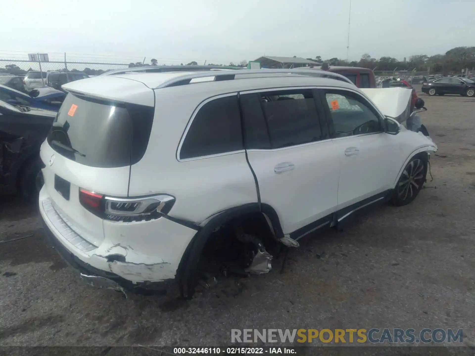 4 Photograph of a damaged car W1N4M4GB3MW092057 MERCEDES-BENZ GLB 2021