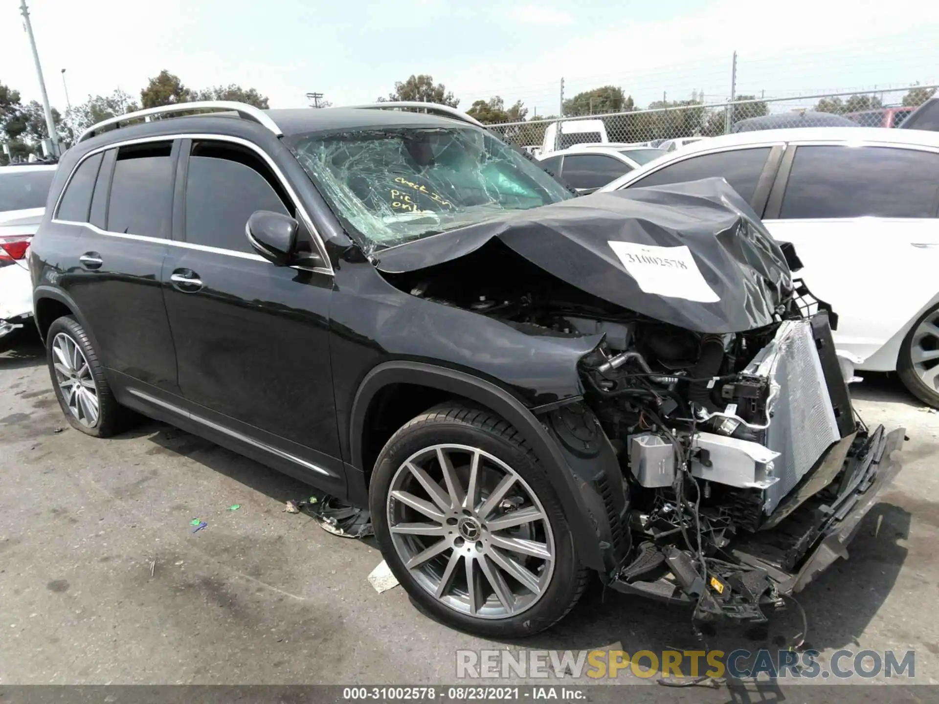 1 Photograph of a damaged car W1N4M4GB6MW121146 MERCEDES-BENZ GLB 2021