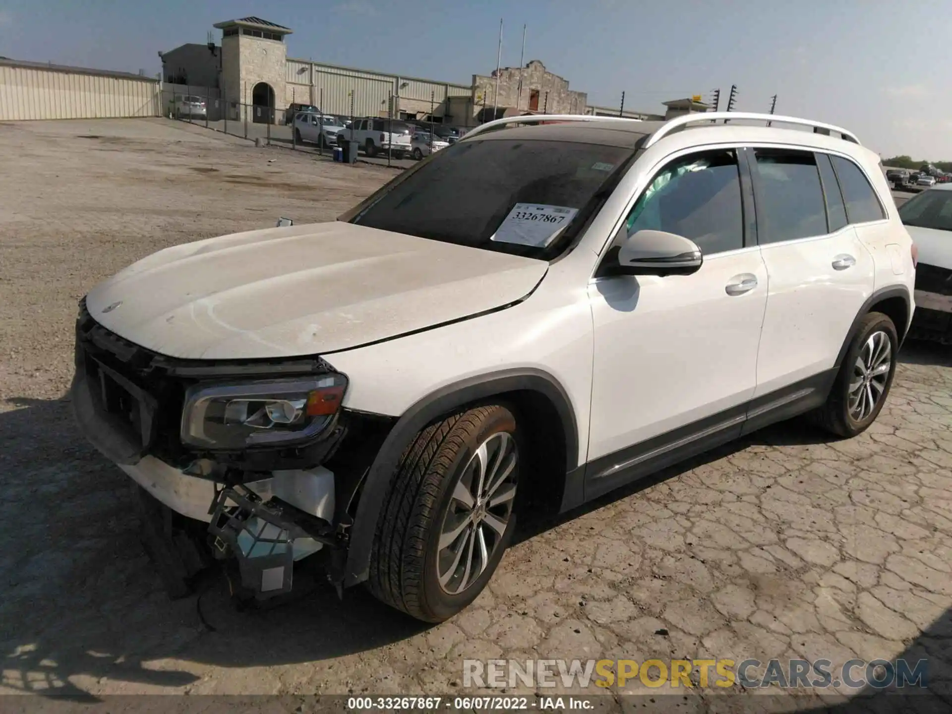 2 Photograph of a damaged car W1N4M4GB6MW164918 MERCEDES-BENZ GLB 2021