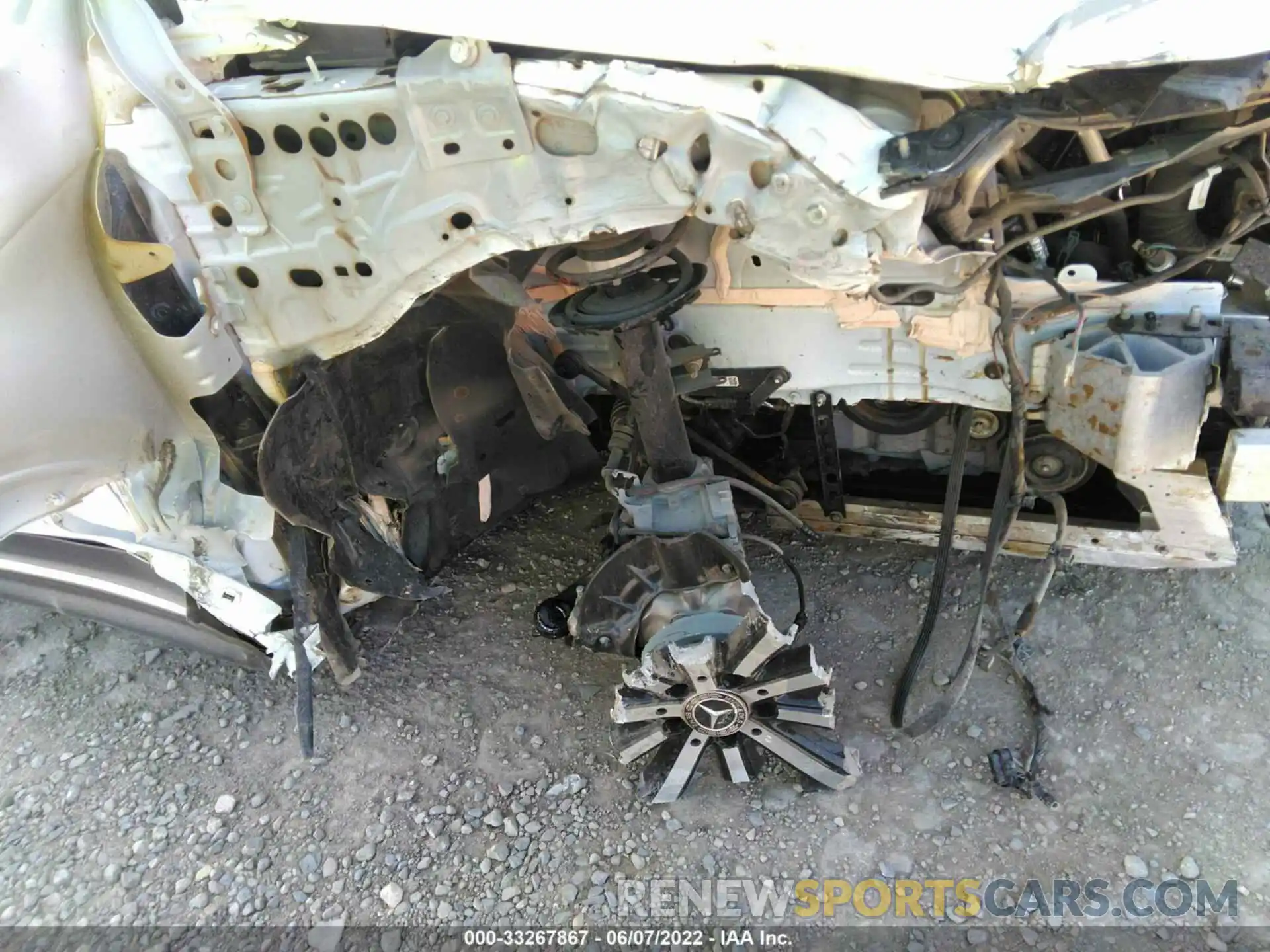 6 Photograph of a damaged car W1N4M4GB6MW164918 MERCEDES-BENZ GLB 2021