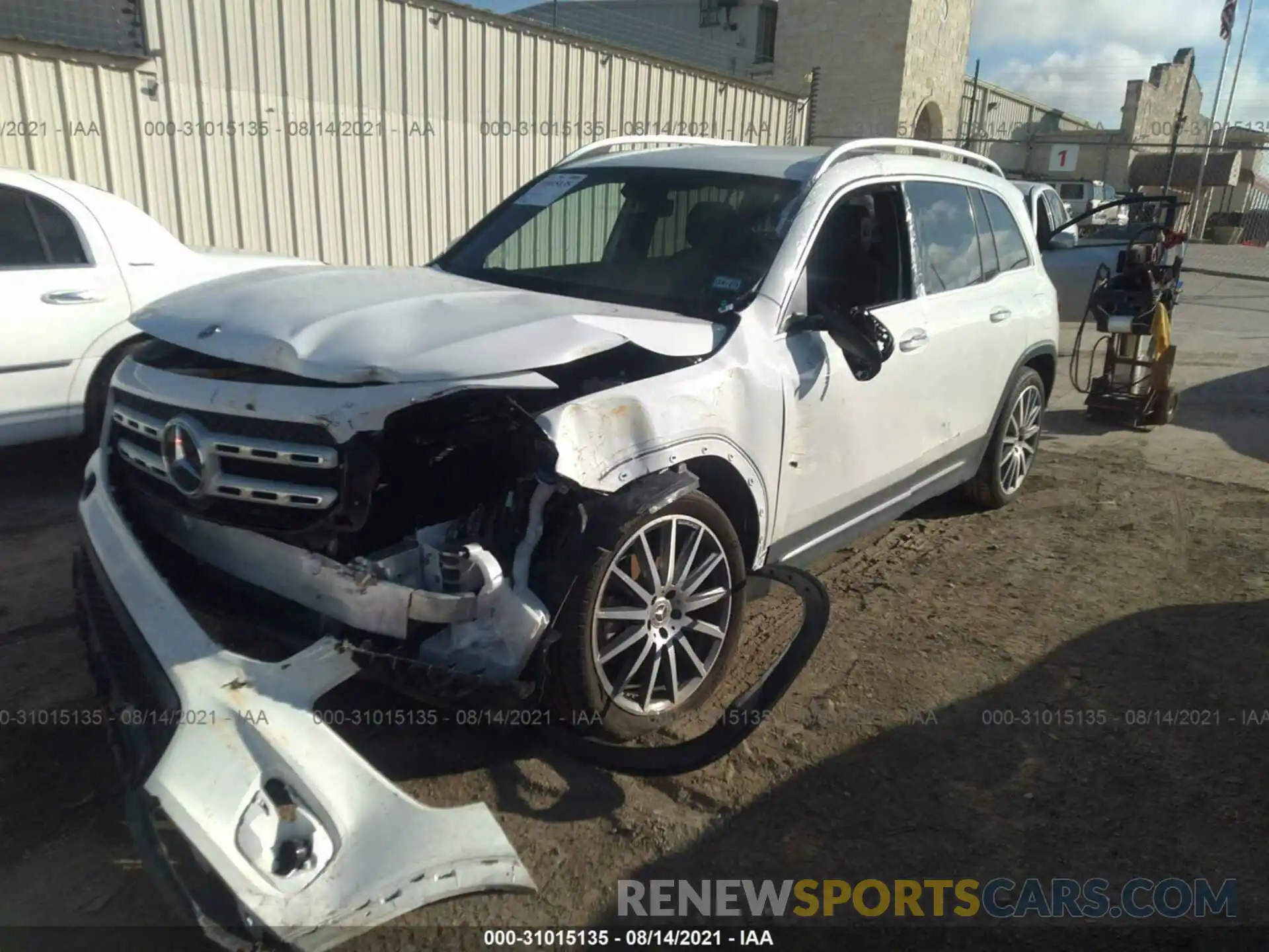 2 Photograph of a damaged car W1N4M4GBXMW120632 MERCEDES-BENZ GLB 2021