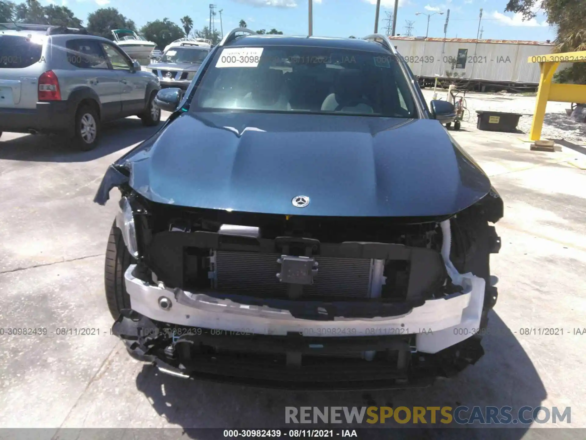 6 Photograph of a damaged car W1N4M4HB0MW106608 MERCEDES-BENZ GLB 2021