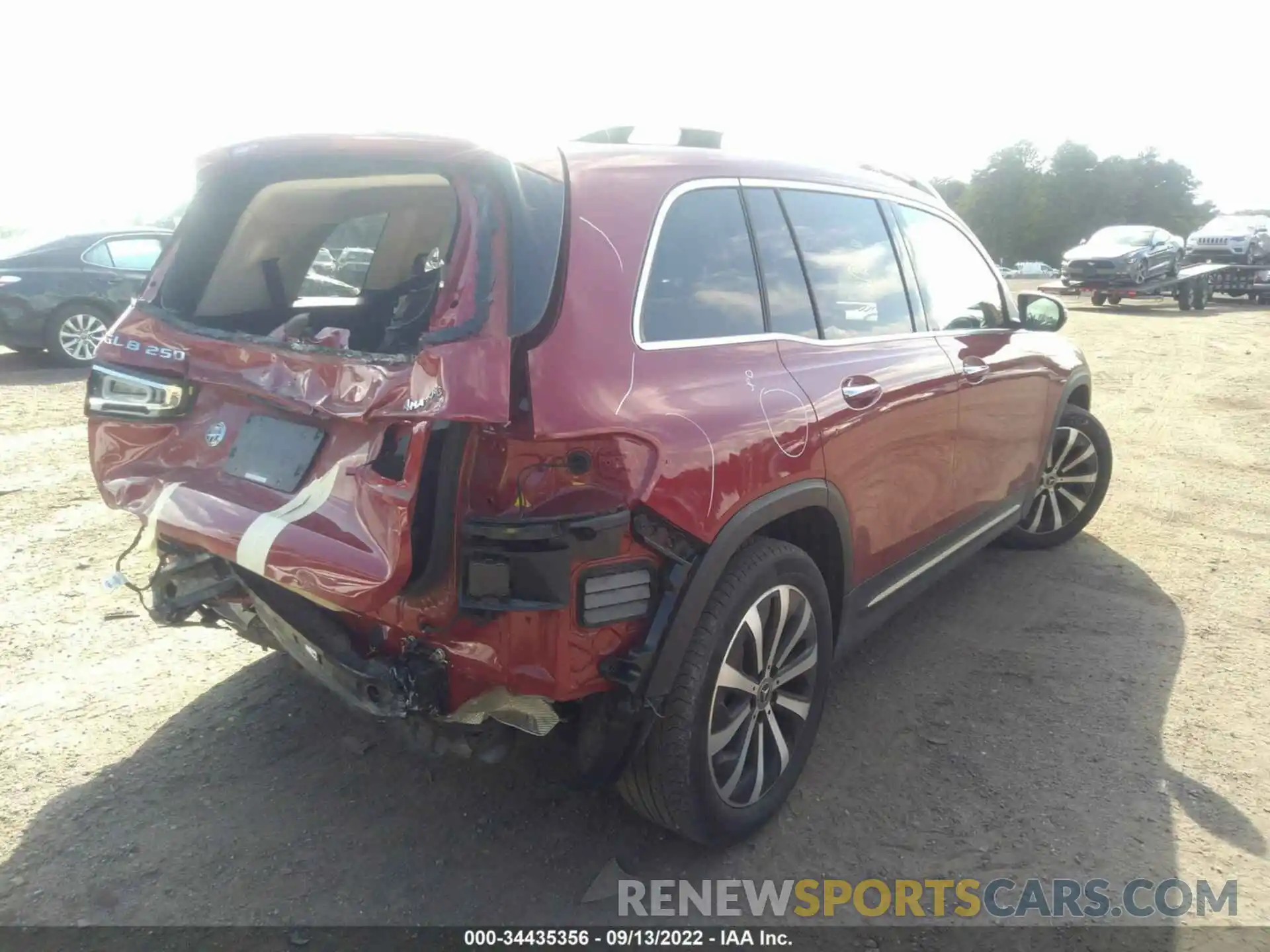 6 Photograph of a damaged car W1N4M4HB2MW102723 MERCEDES-BENZ GLB 2021