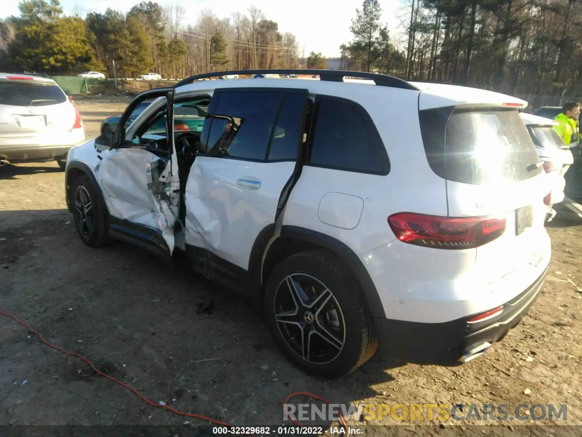 3 Photograph of a damaged car W1N4M4HB4MW107700 MERCEDES-BENZ GLB 2021