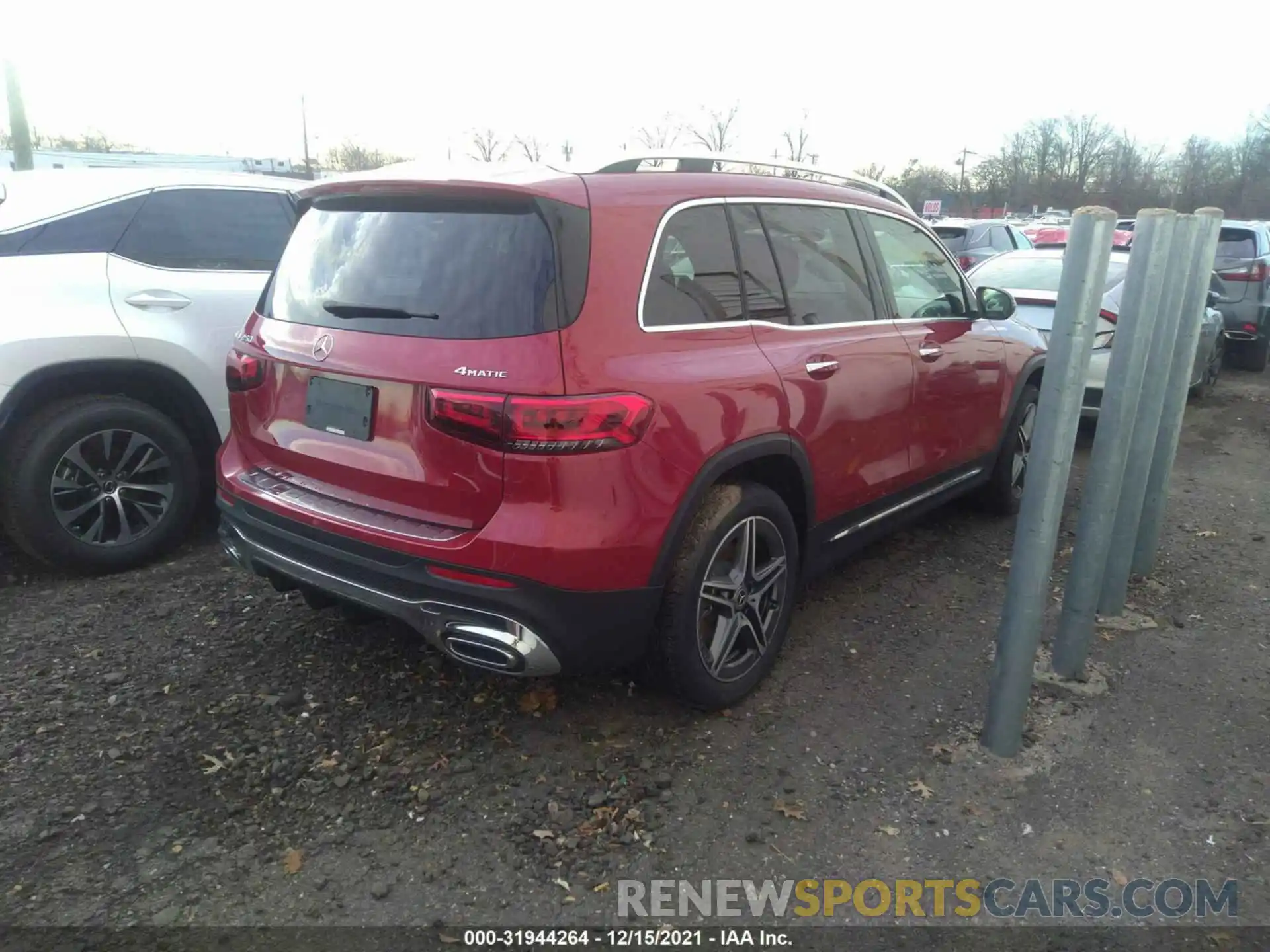 4 Photograph of a damaged car W1N4M4HB5MW123095 MERCEDES-BENZ GLB 2021