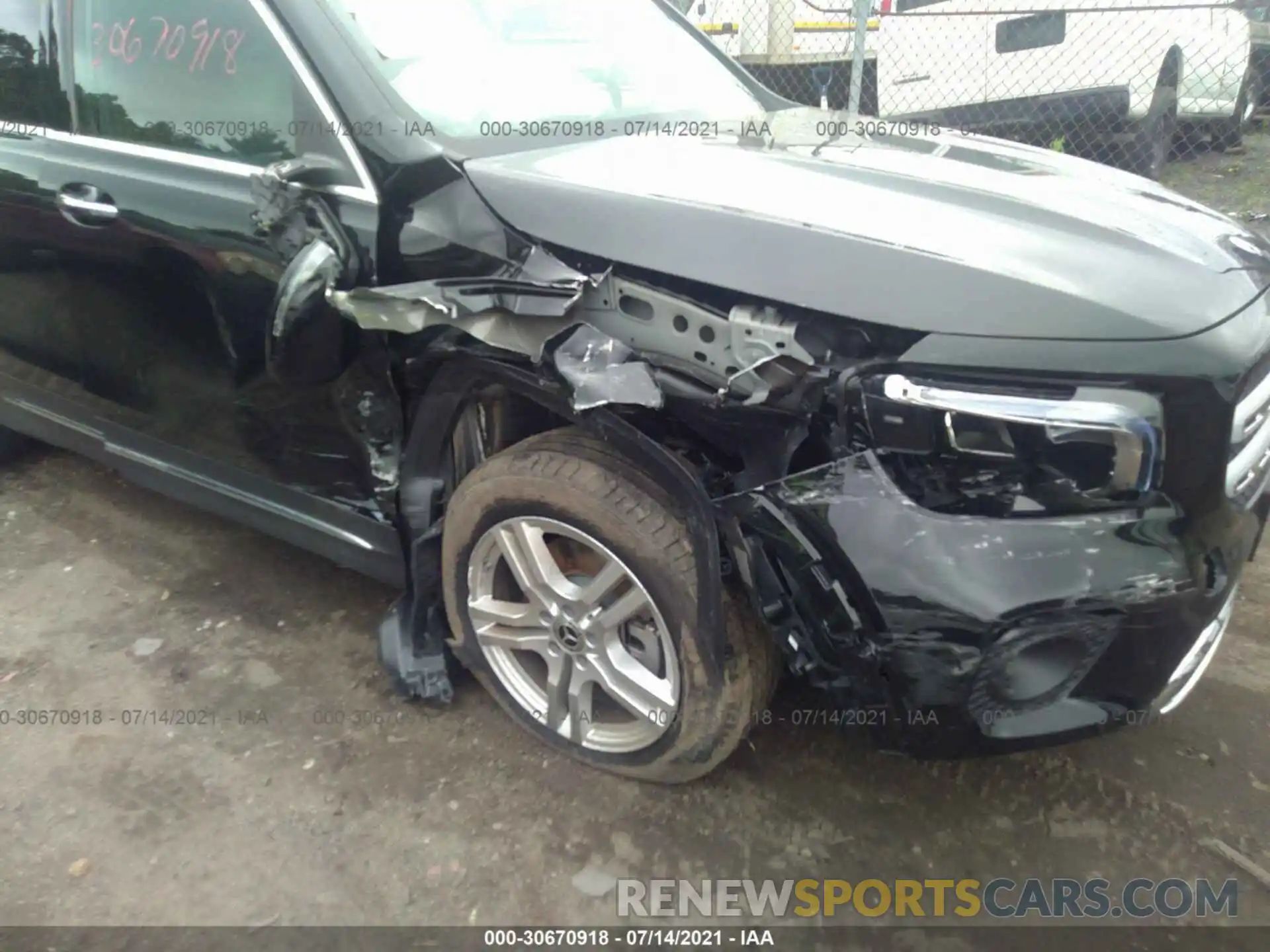 6 Photograph of a damaged car W1N4M4HB6MW114955 MERCEDES-BENZ GLB 2021