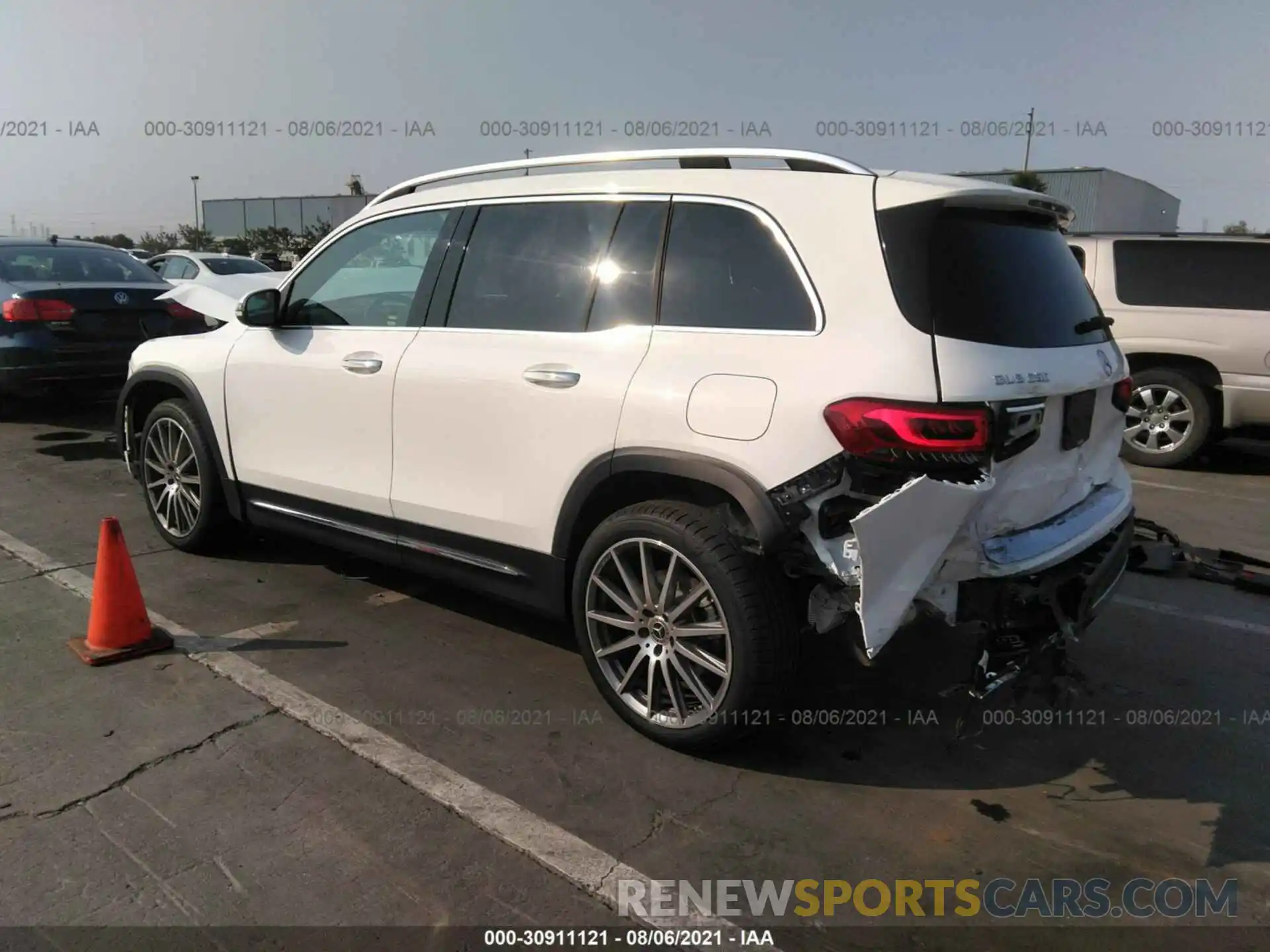 3 Photograph of a damaged car W1N4M4HB6MW135725 MERCEDES-BENZ GLB 2021