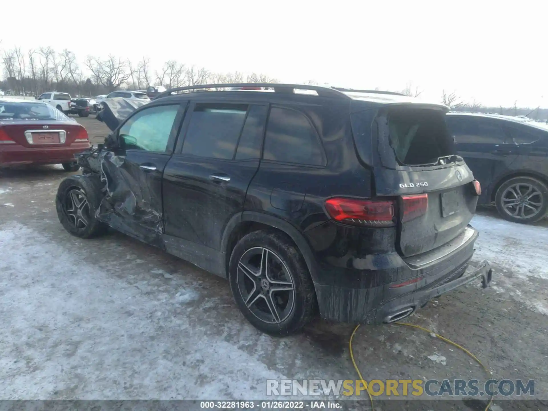 3 Photograph of a damaged car W1N4M4HB8MW102614 MERCEDES-BENZ GLB 2021