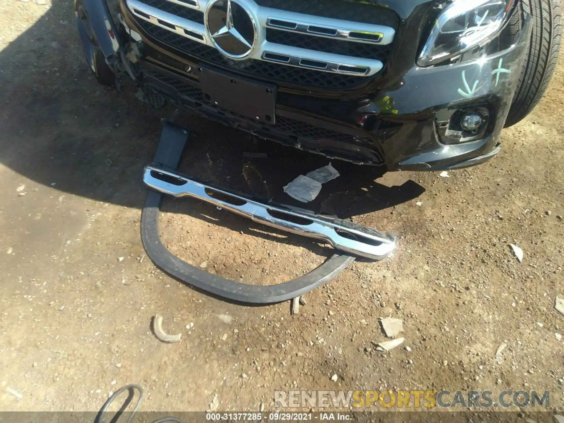 12 Photograph of a damaged car W1N4M4HB8MW123494 MERCEDES-BENZ GLB 2021