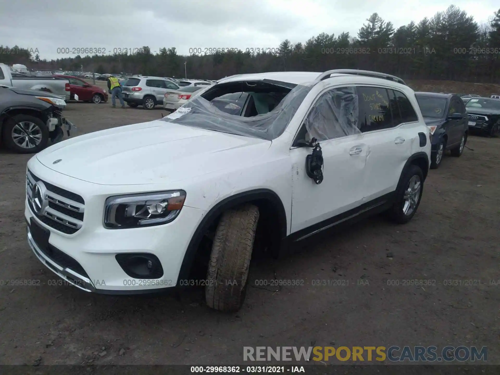 2 Photograph of a damaged car W1N4M4HB9MW103920 MERCEDES-BENZ GLB 2021