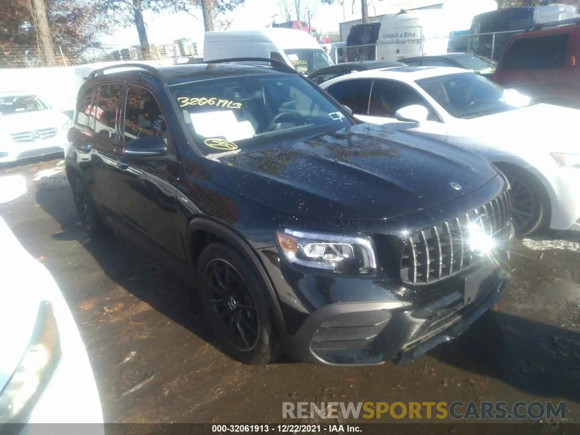 1 Photograph of a damaged car W1N4M5BB3MW118685 MERCEDES-BENZ GLB 2021