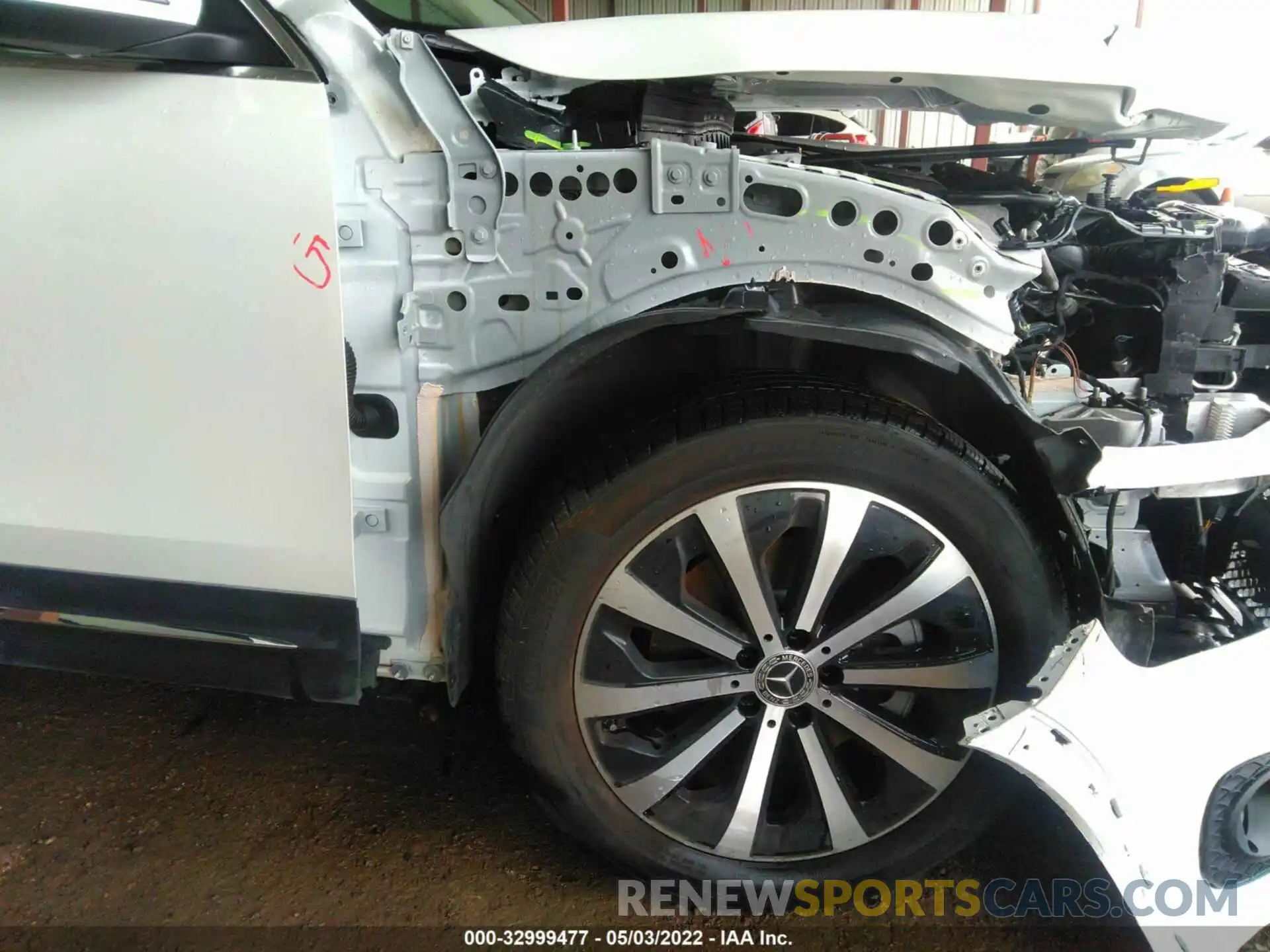 15 Photograph of a damaged car W1N4M4GB9NW169192 MERCEDES-BENZ GLB 2022