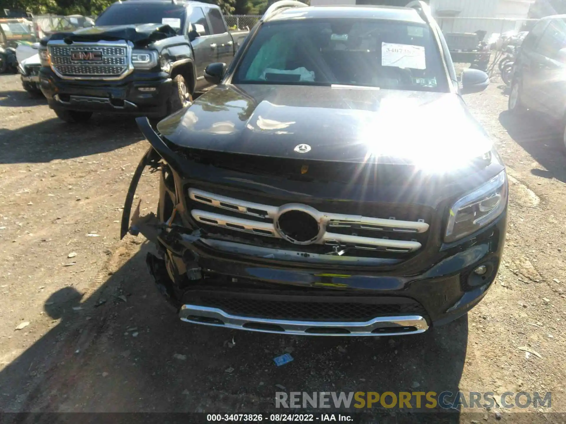 6 Photograph of a damaged car W1N4M4HB2NW170070 MERCEDES-BENZ GLB 2022