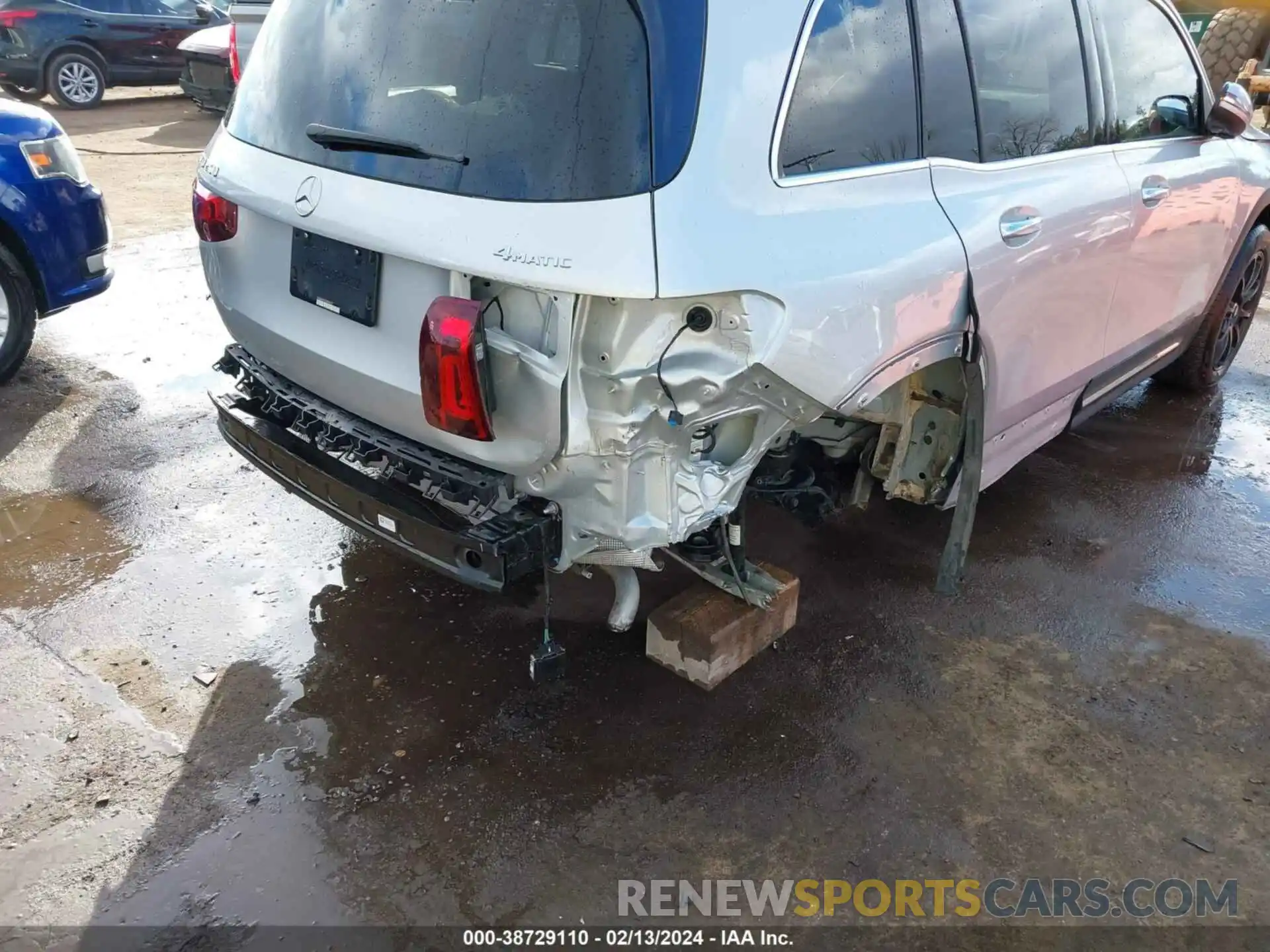 6 Photograph of a damaged car W1N4M4HB3LW049772 MERCEDES-BENZ GLB 250 2020