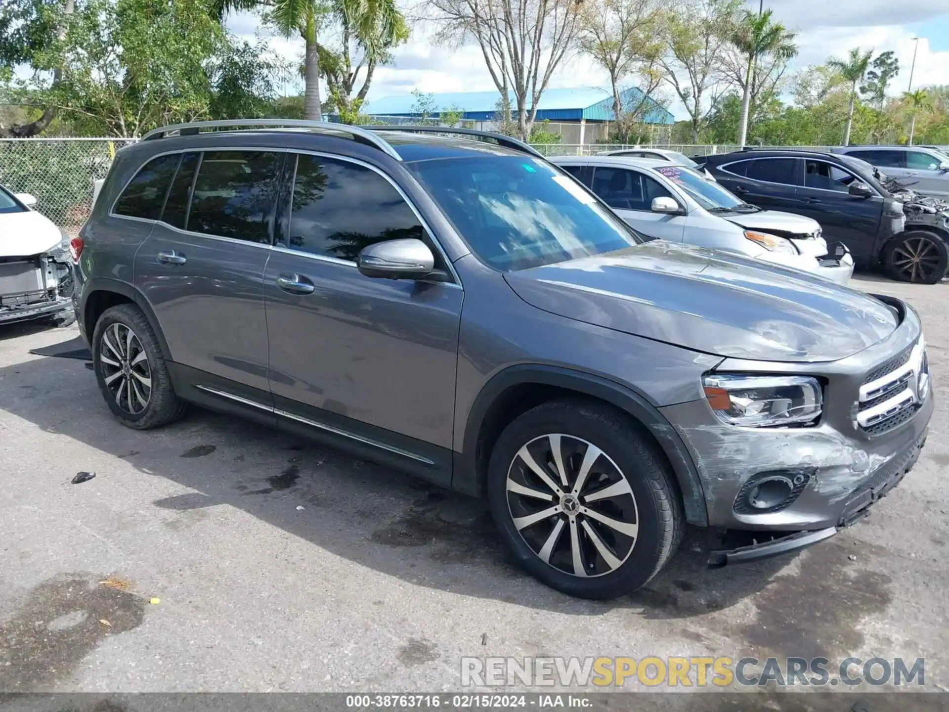 1 Photograph of a damaged car W1N4M4GB5MW125012 MERCEDES-BENZ GLB 250 2021