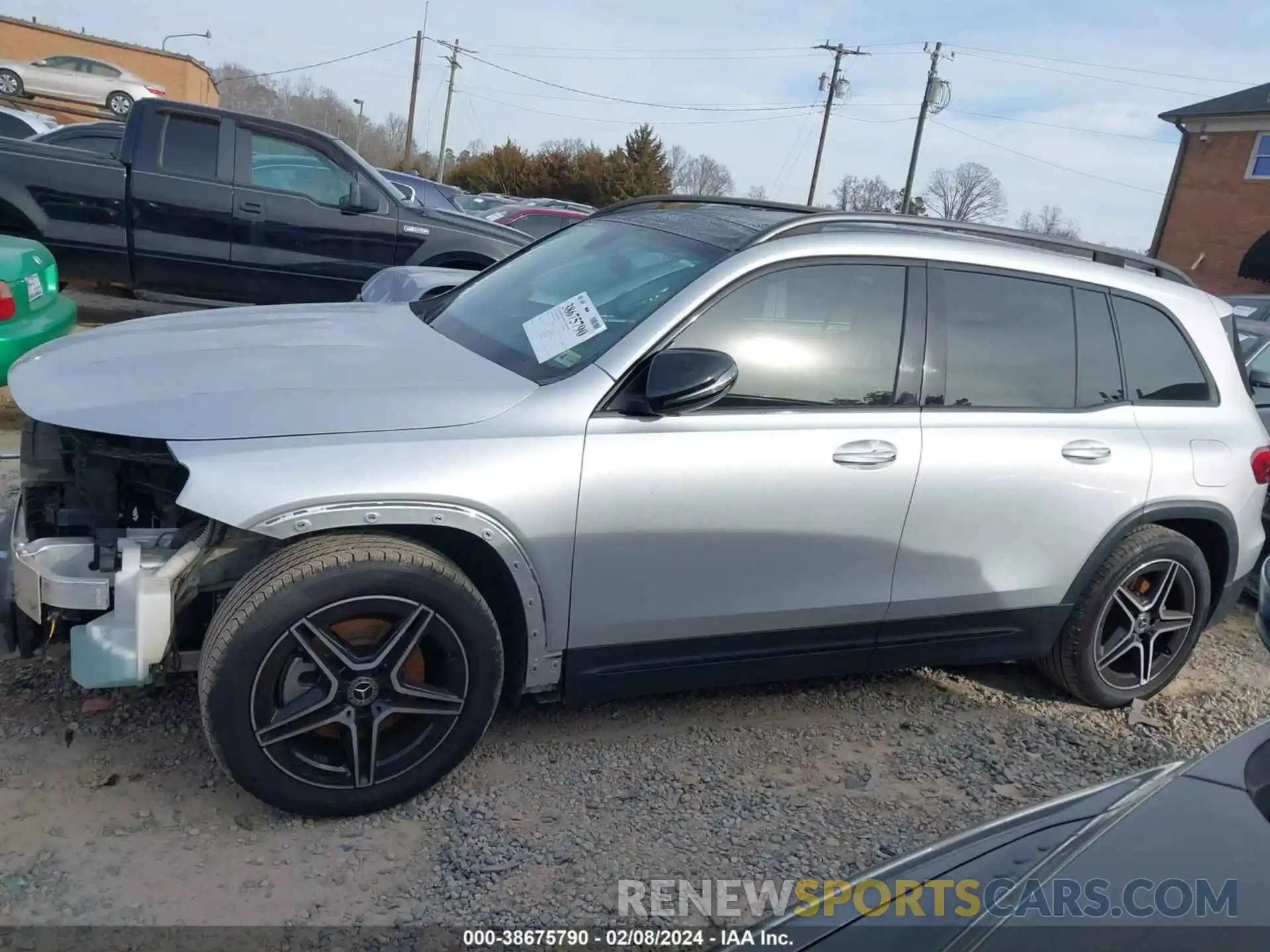 15 Photograph of a damaged car W1N4M4HB8MW123821 MERCEDES-BENZ GLB 250 2021