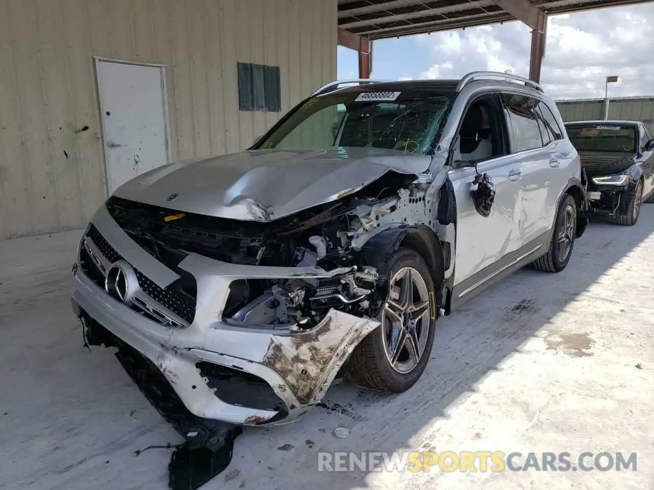 2 Photograph of a damaged car W1N4M4GB1LW016156 MERCEDES-BENZ GLB-CLASS 2020