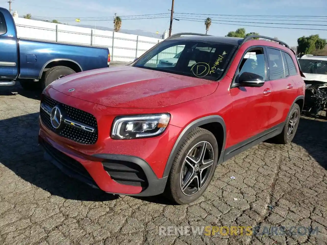 2 Photograph of a damaged car W1N4M4GB1LW033006 MERCEDES-BENZ GLB-CLASS 2020