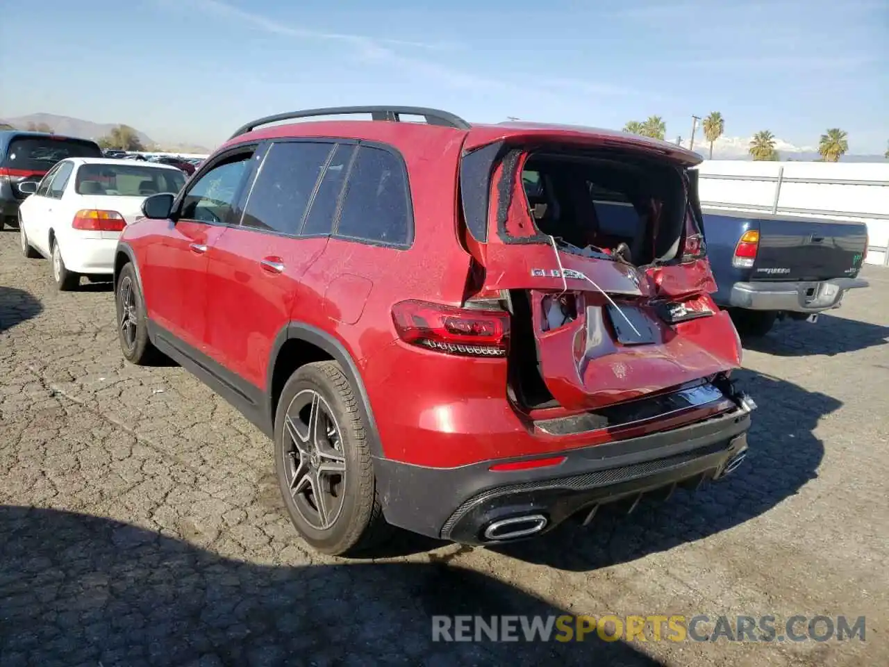 3 Photograph of a damaged car W1N4M4GB1LW033006 MERCEDES-BENZ GLB-CLASS 2020