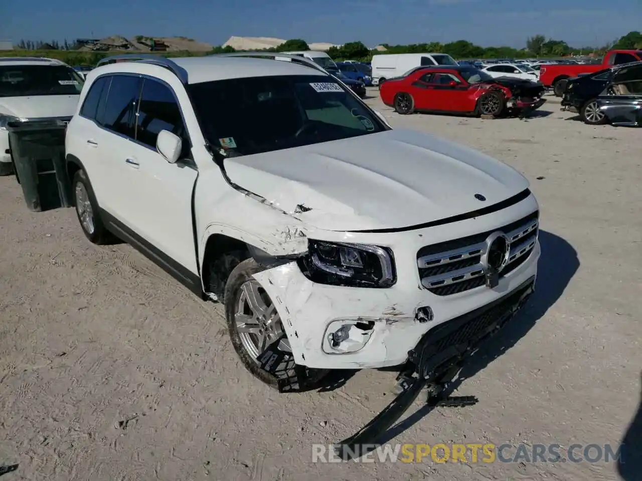 1 Photograph of a damaged car W1N4M4GB1LW035497 MERCEDES-BENZ GLB-CLASS 2020