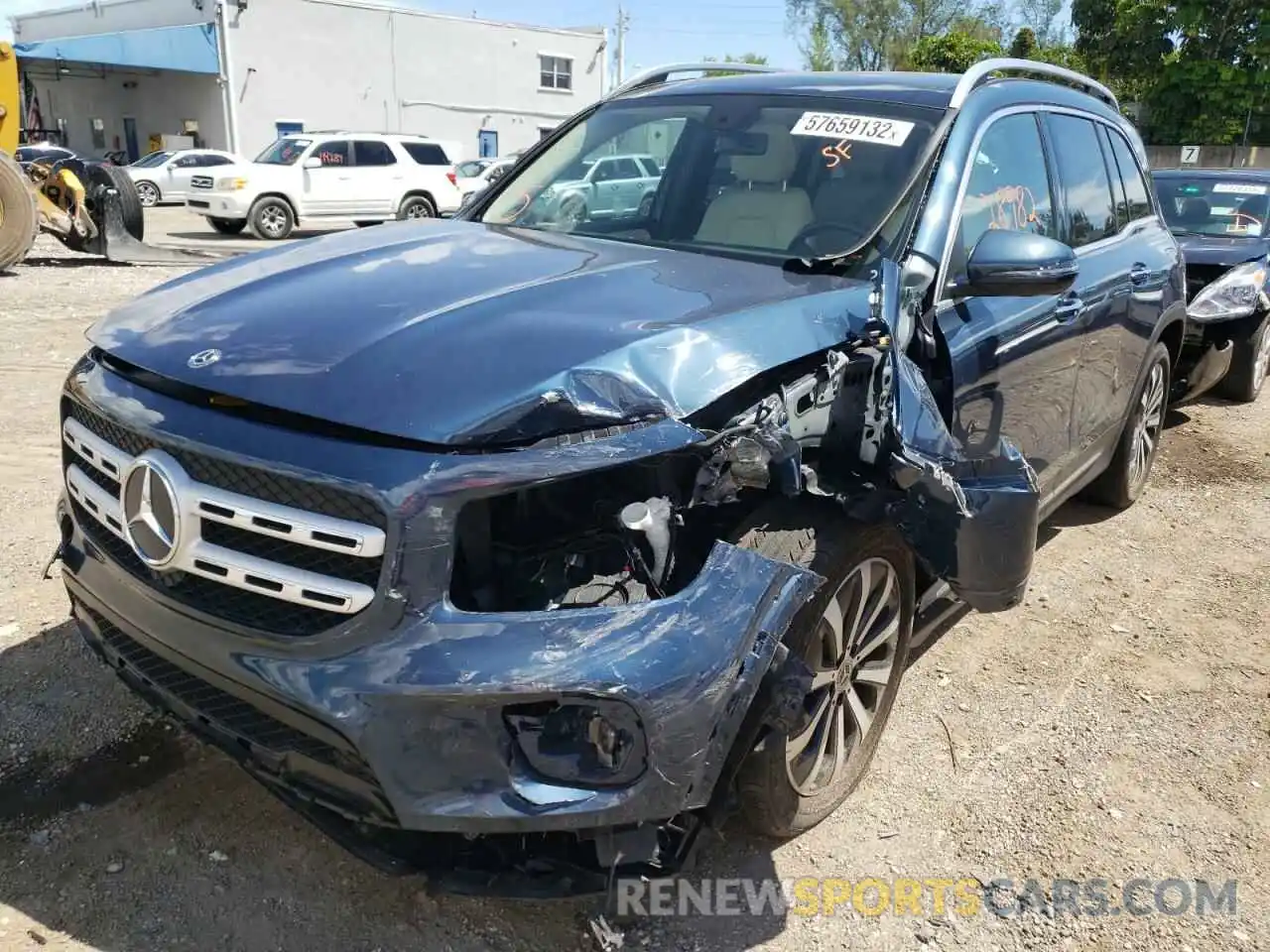 2 Photograph of a damaged car W1N4M4GB6LW056698 MERCEDES-BENZ GLB-CLASS 2020