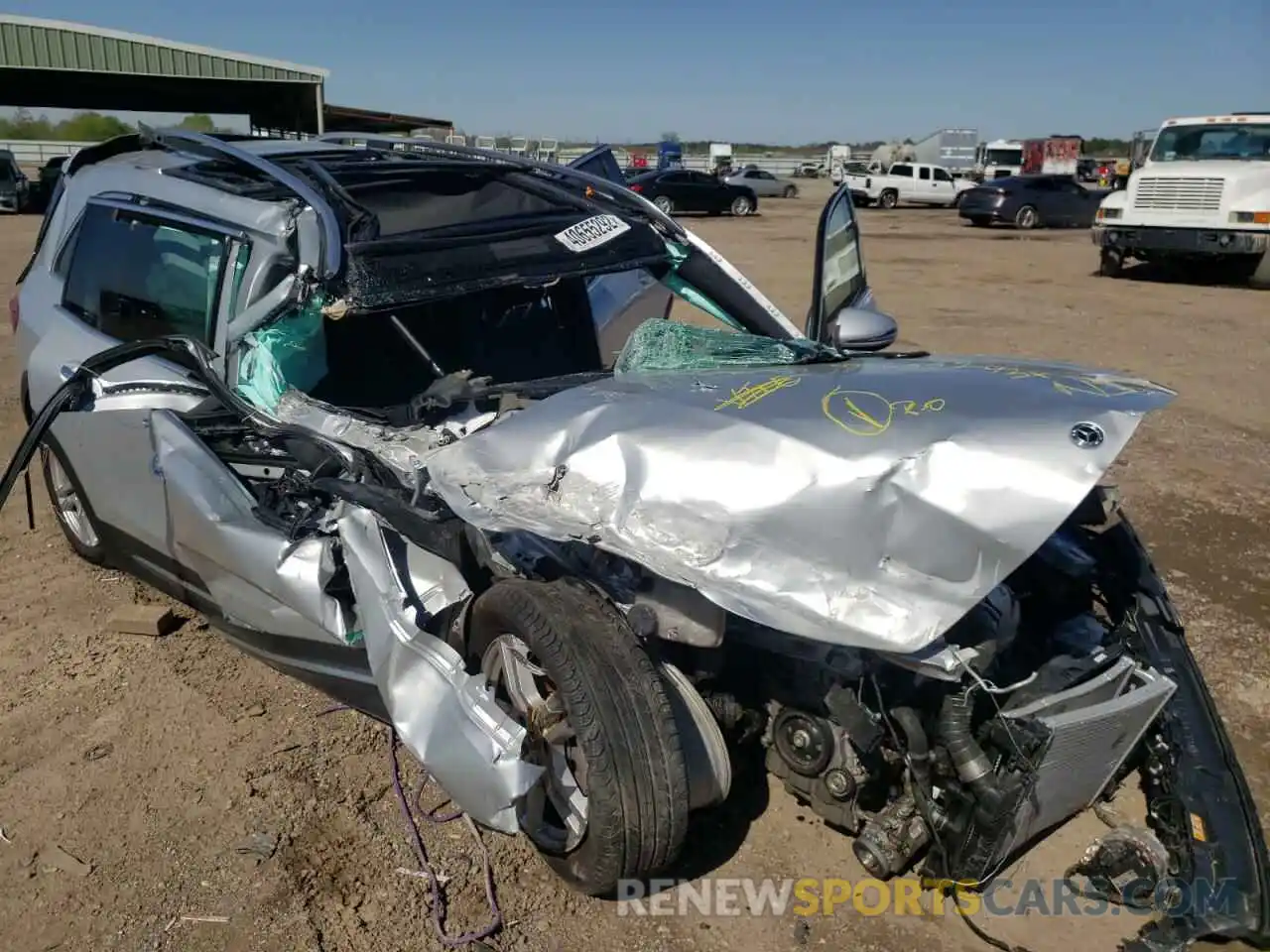 1 Photograph of a damaged car W1N4M4GB8LW027705 MERCEDES-BENZ GLB-CLASS 2020