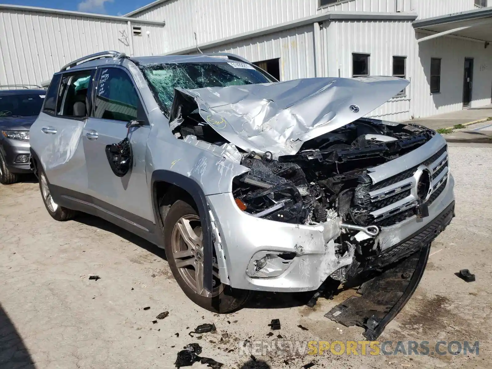 1 Photograph of a damaged car W1N4M4GB9LW020178 MERCEDES-BENZ GLB-CLASS 2020