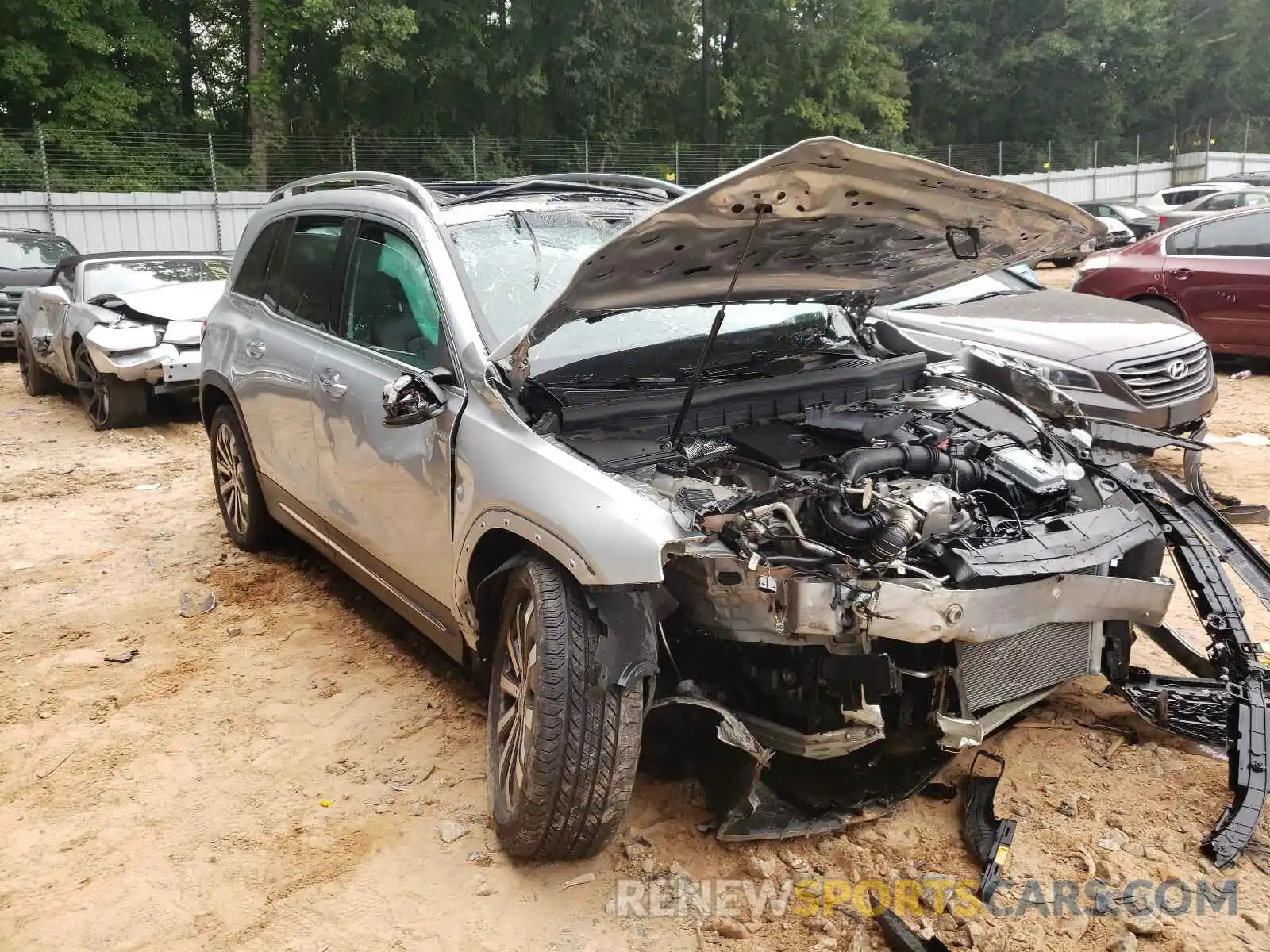 1 Photograph of a damaged car W1N4M4GBXLW020724 MERCEDES-BENZ GLB-CLASS 2020