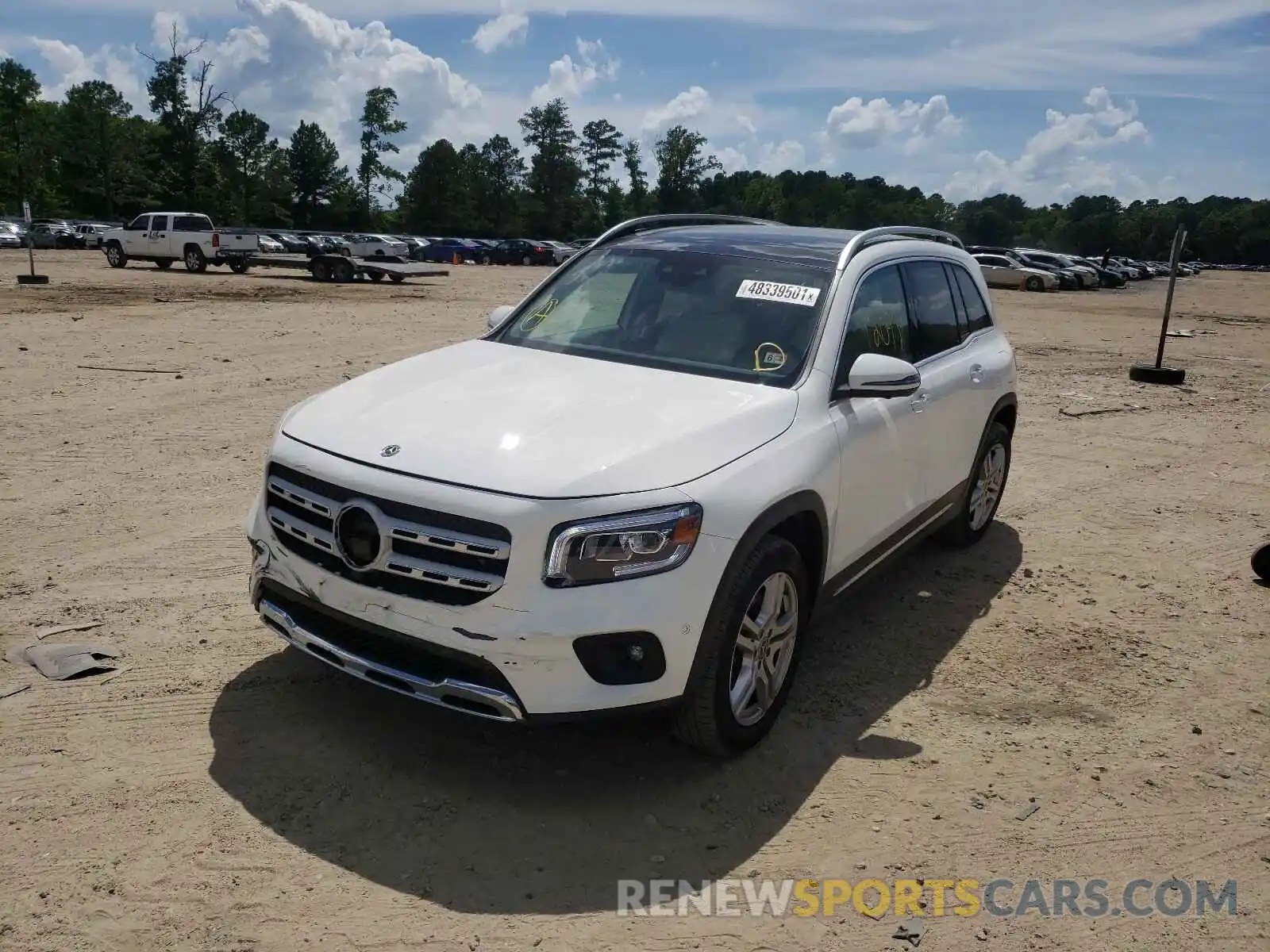 2 Photograph of a damaged car W1N4M4HB4LW025206 MERCEDES-BENZ GLB-CLASS 2020