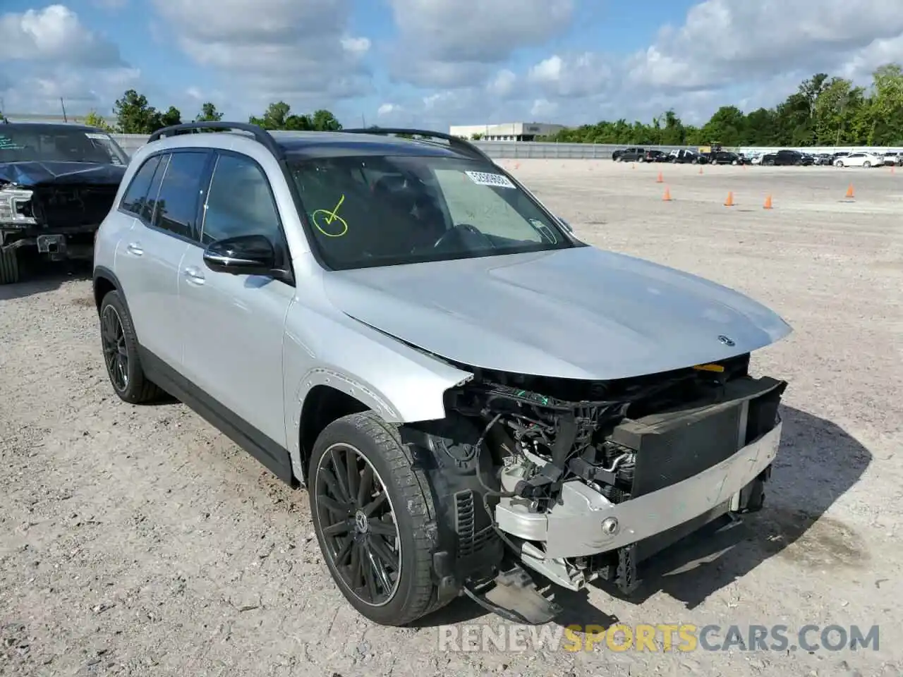 1 Photograph of a damaged car W1N4M4HB4LW043575 MERCEDES-BENZ GLB-CLASS 2020