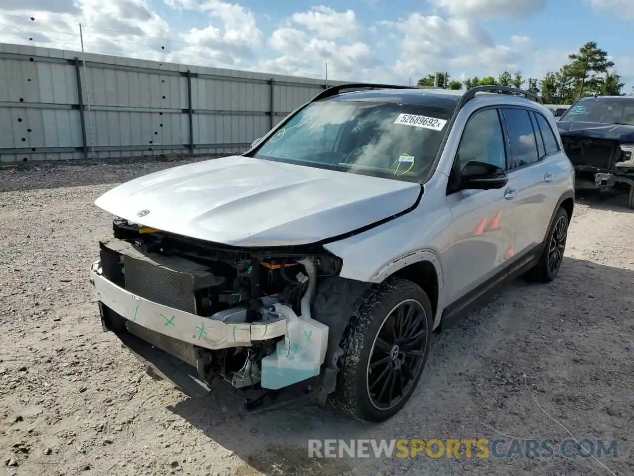 2 Photograph of a damaged car W1N4M4HB4LW043575 MERCEDES-BENZ GLB-CLASS 2020