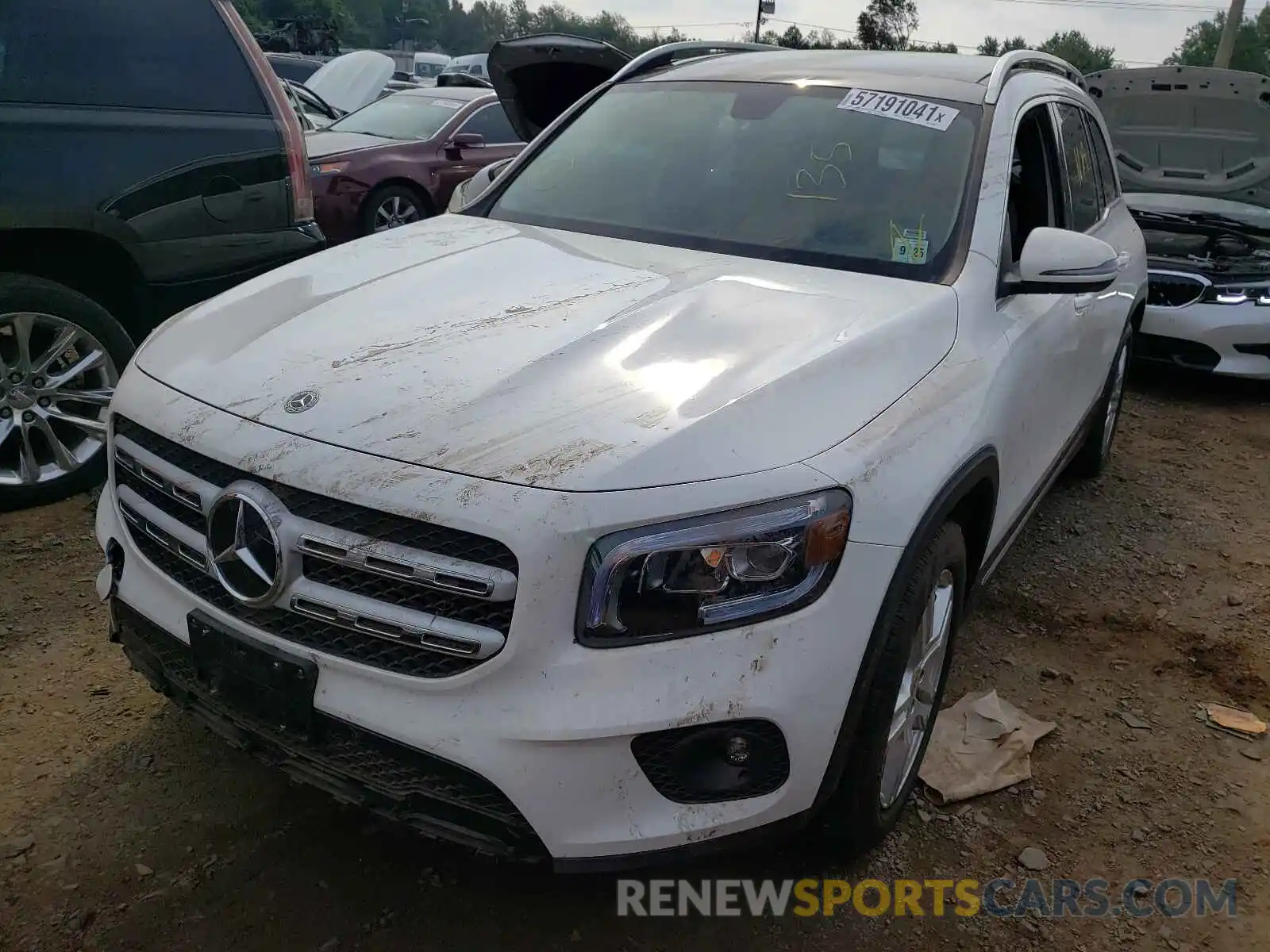 2 Photograph of a damaged car W1N4M4HB4LW044743 MERCEDES-BENZ GLB-CLASS 2020