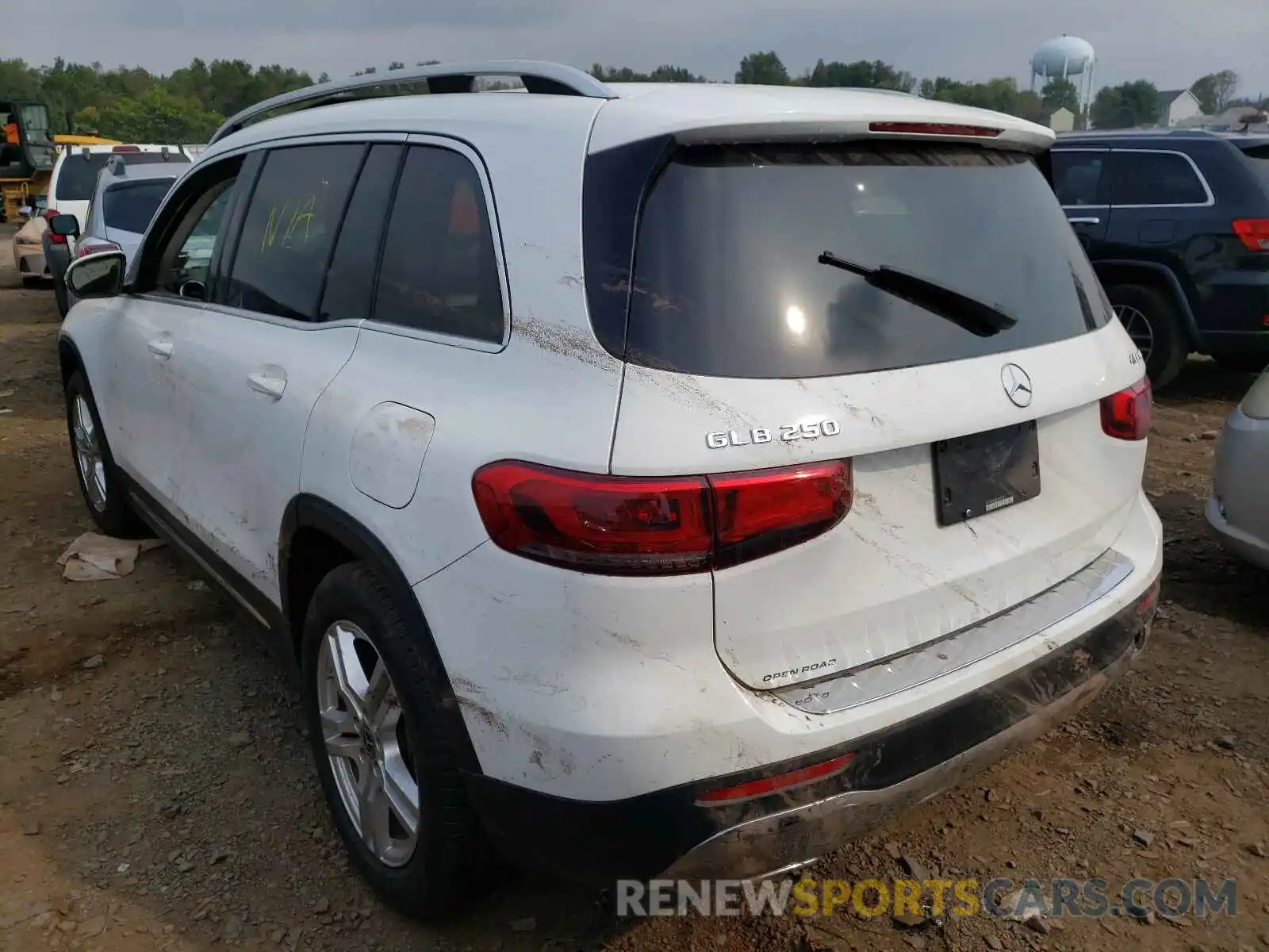 3 Photograph of a damaged car W1N4M4HB4LW044743 MERCEDES-BENZ GLB-CLASS 2020