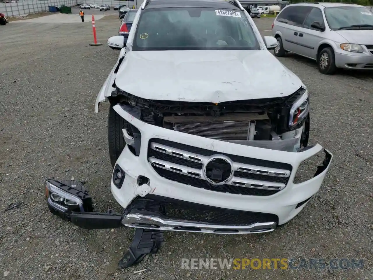 9 Photograph of a damaged car W1N4M4HB6LW020007 MERCEDES-BENZ GLB-CLASS 2020