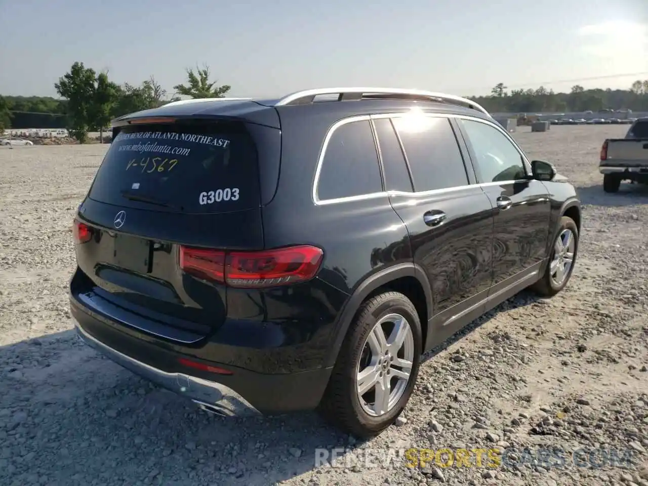 4 Photograph of a damaged car W1N4M4HB9LW024567 MERCEDES-BENZ GLB-CLASS 2020