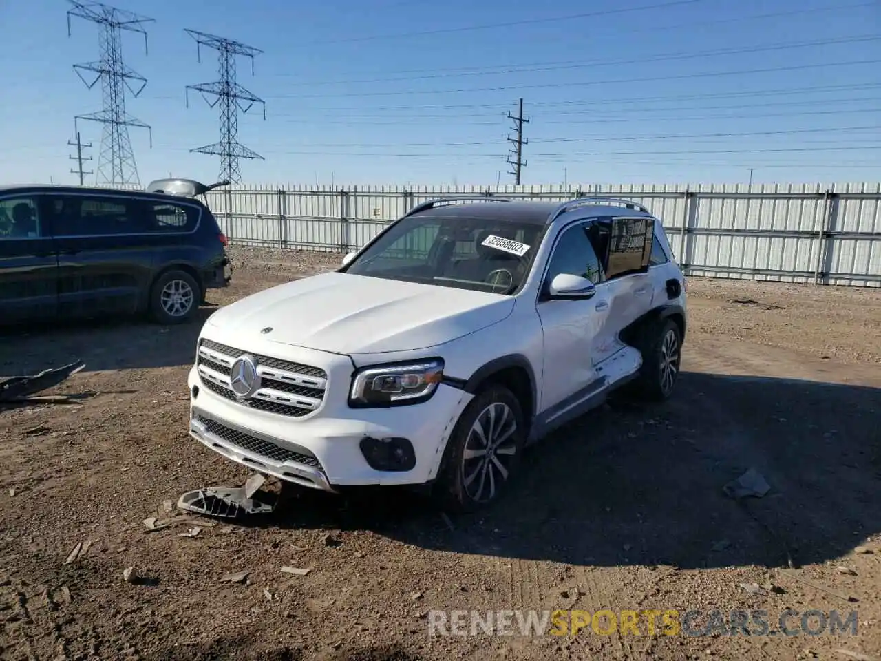 2 Photograph of a damaged car W1N4M4HBXLW016235 MERCEDES-BENZ GLB-CLASS 2020