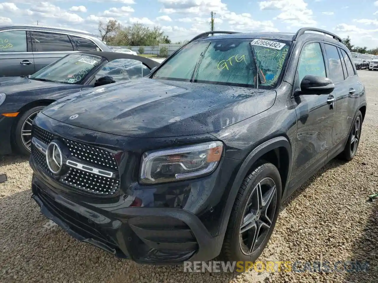 2 Photograph of a damaged car W1N4M4HBXLW016350 MERCEDES-BENZ GLB-CLASS 2020