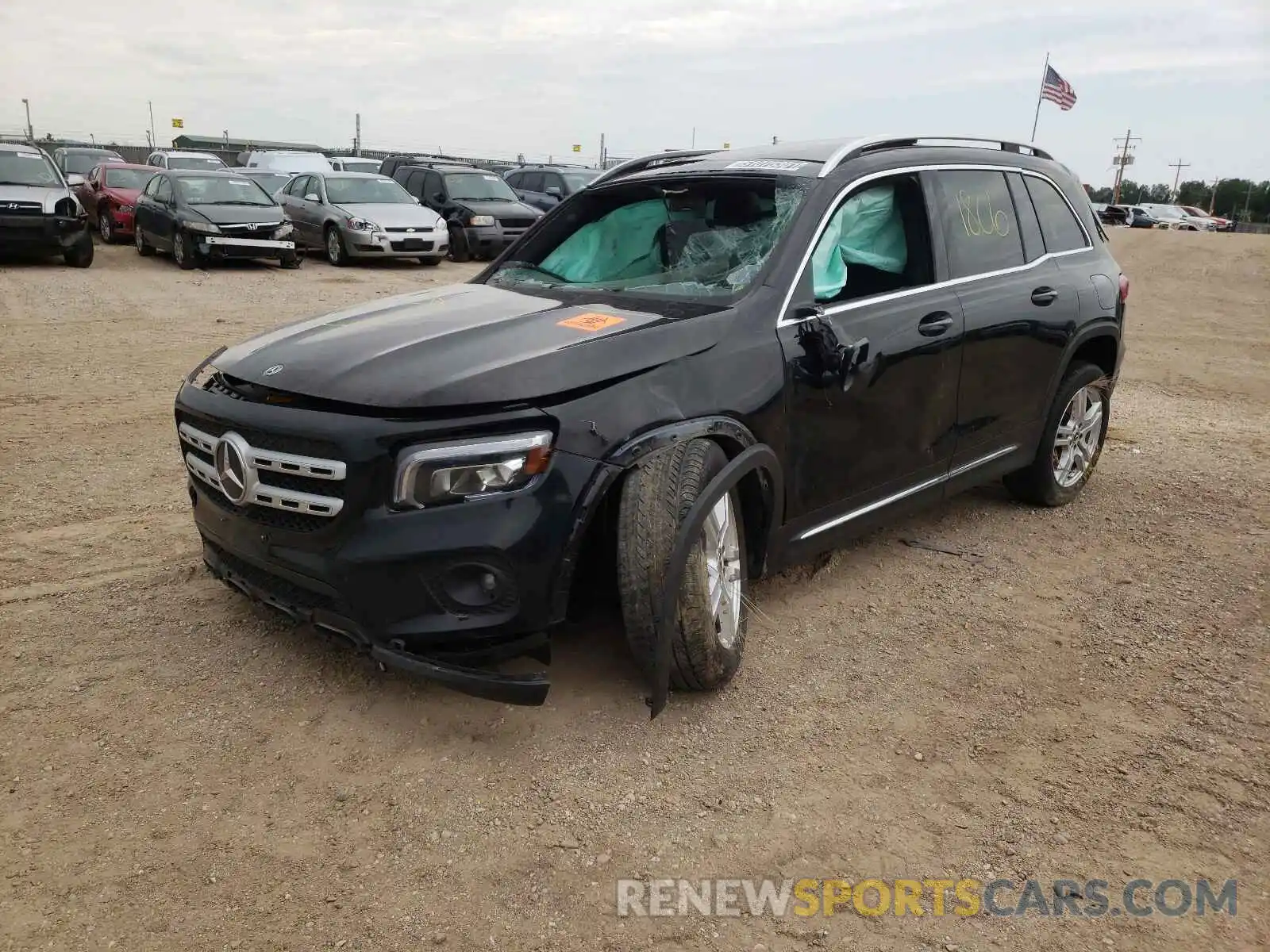 2 Photograph of a damaged car W1N4M4HBXLW018437 MERCEDES-BENZ GLB-CLASS 2020