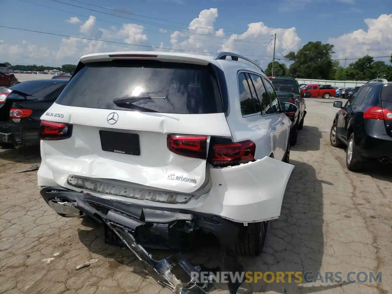 9 Photograph of a damaged car WDC4M4GB4LW008313 MERCEDES-BENZ GLB-CLASS 2020